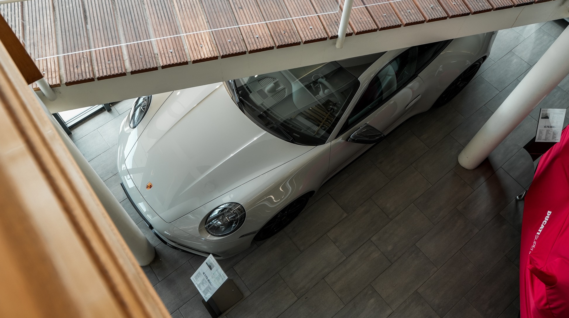 Page Content 7_content_image_17532550412067671109.jpg Afleverpakketten | F1 Automotive
