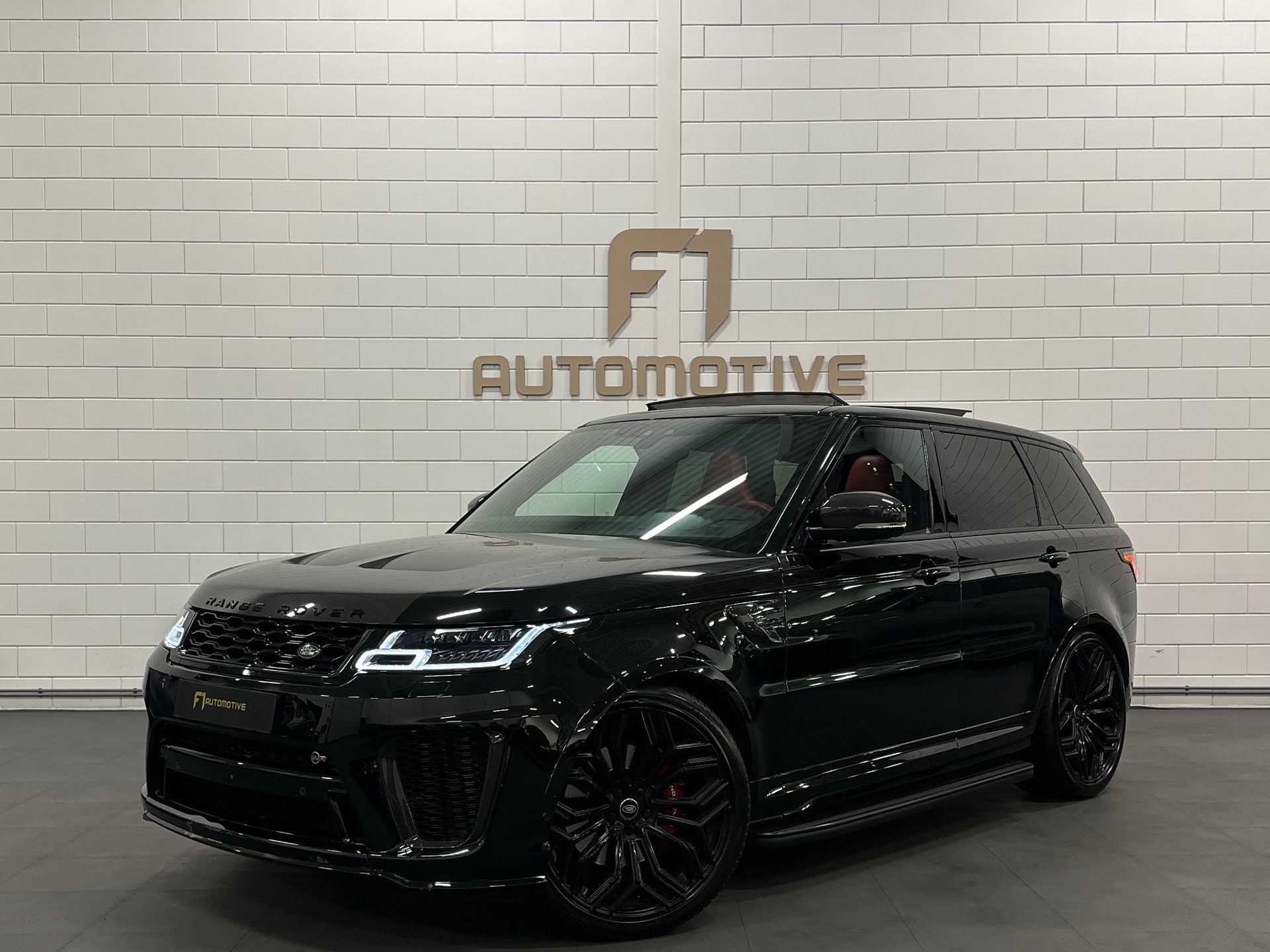 Land Rover Range Rover Sport 5.0 V8 SVR Carbon|Pano|PPF|HUD 44898679-0.jpg | F1 Automotive