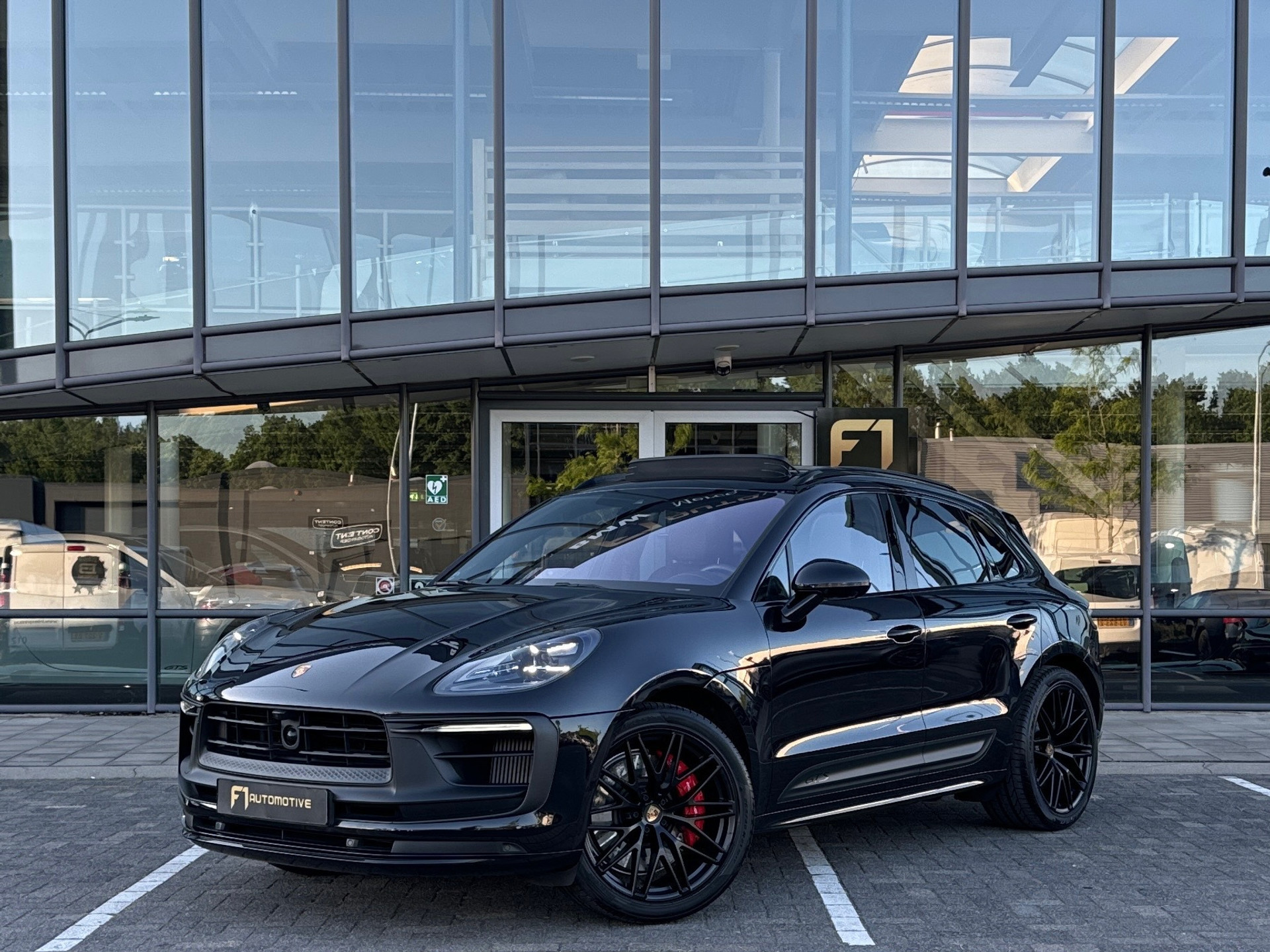 Porsche Macan 2.9 GTS Pano|Sportdesign|Chrono|Burme|18-W|BTW 45003511-0.jpg | F1 Automotive