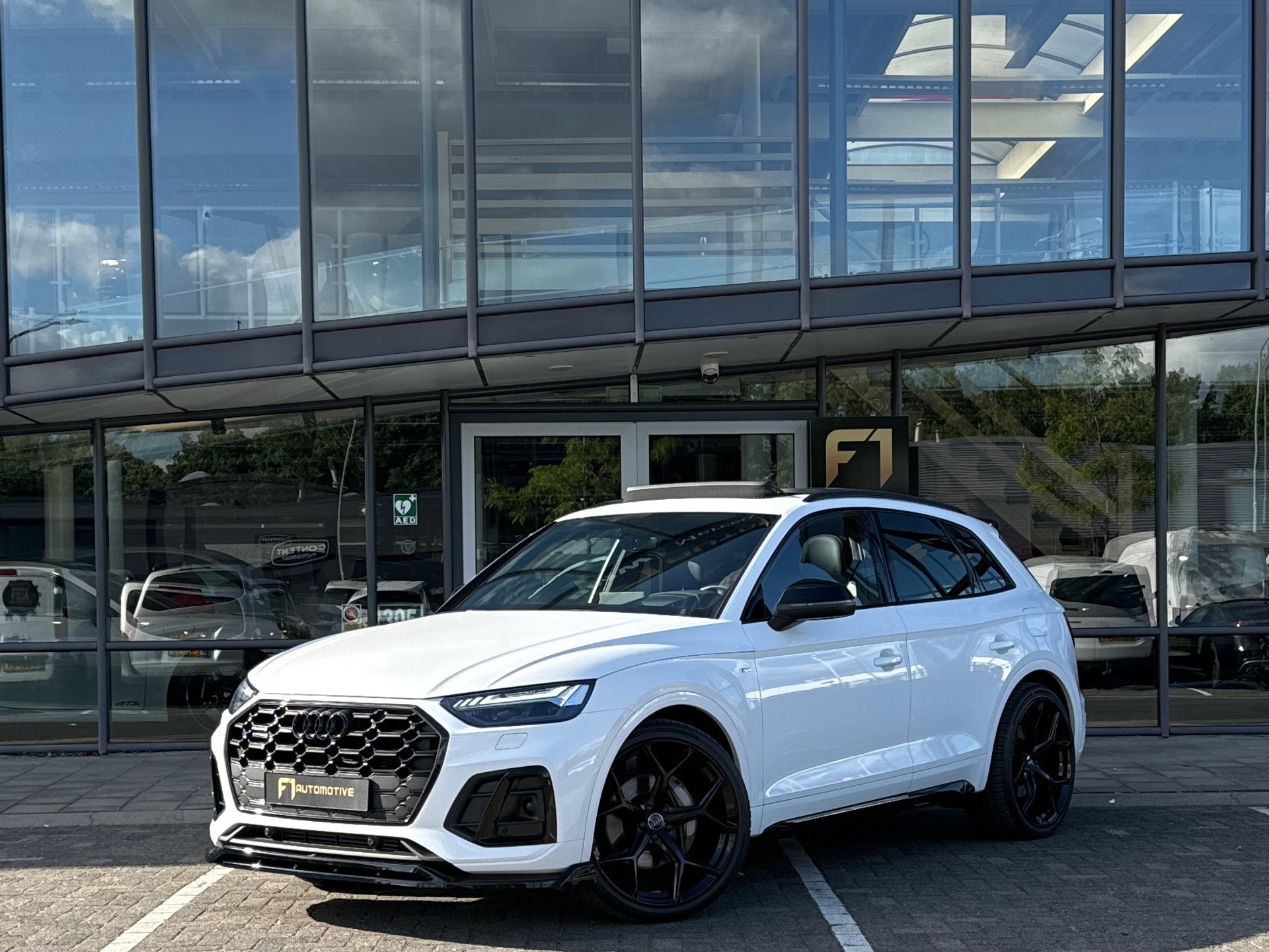 Audi Q5 55 TFSI e S Line Pano|Luchtveri|HuD|Massage|Trekhaak 45369038-0.jpg | F1 Automotive