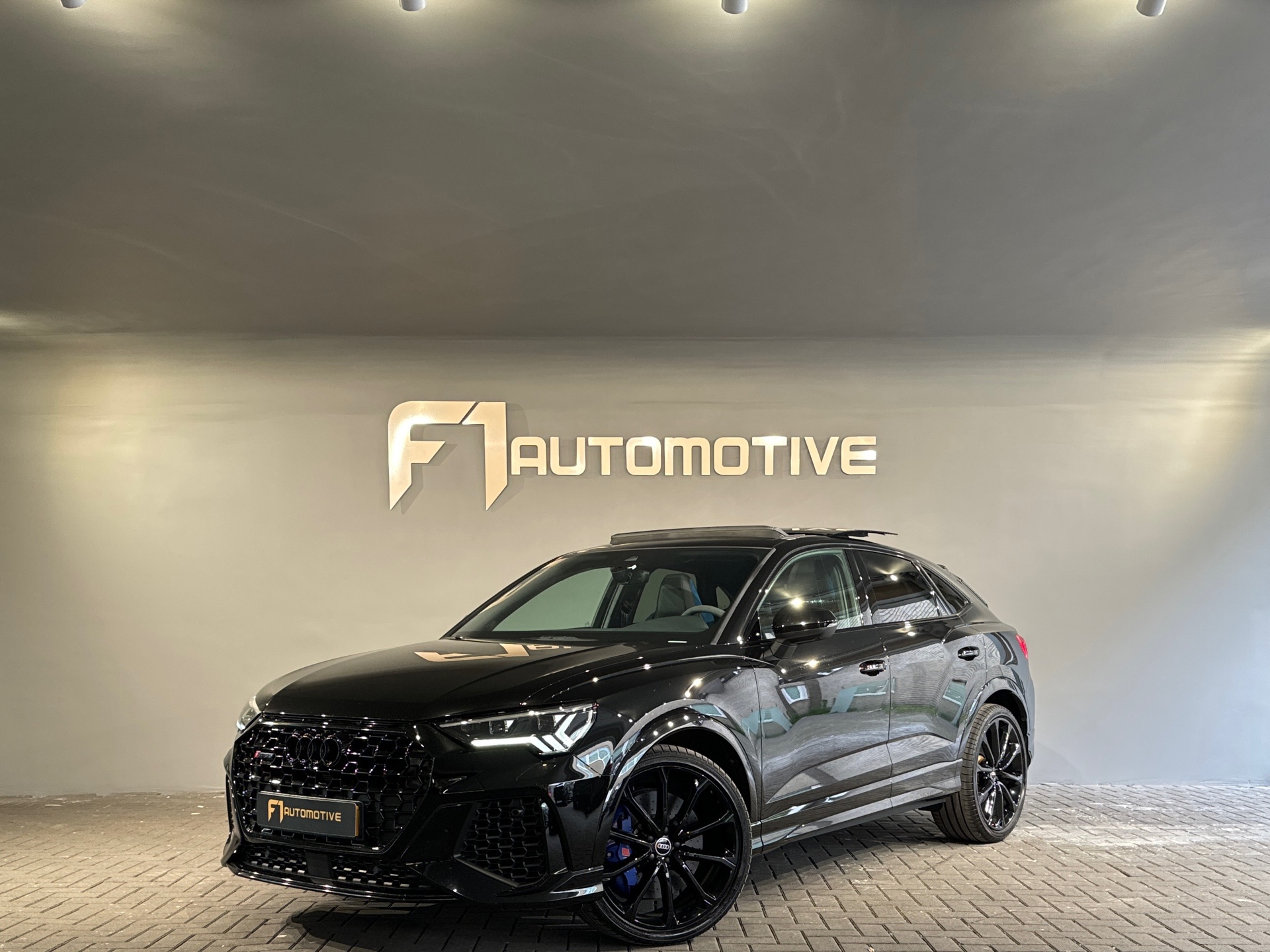Audi RSQ3 Sportback 2.5 TFSI Quattro Pano|Ceramic|Sonos|Memory 45446073-0.jpg | F1 Automotive
