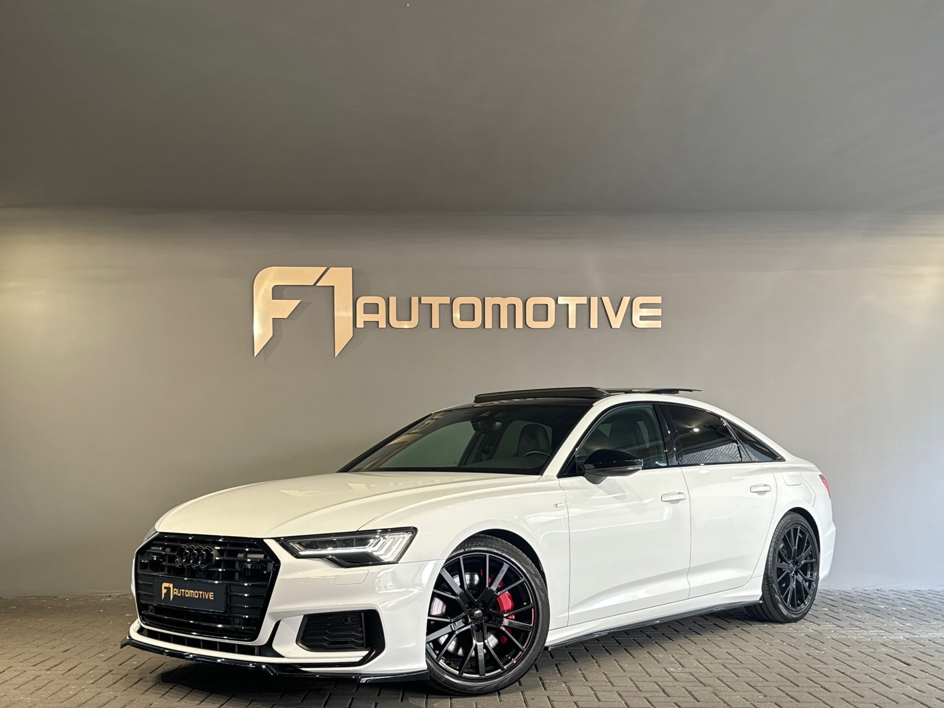 Audi A6 Limousine 55 TFSI e quattro Pano|RS Seat|Keyl|Trekhaak 45695568-0.jpg | F1 Automotive