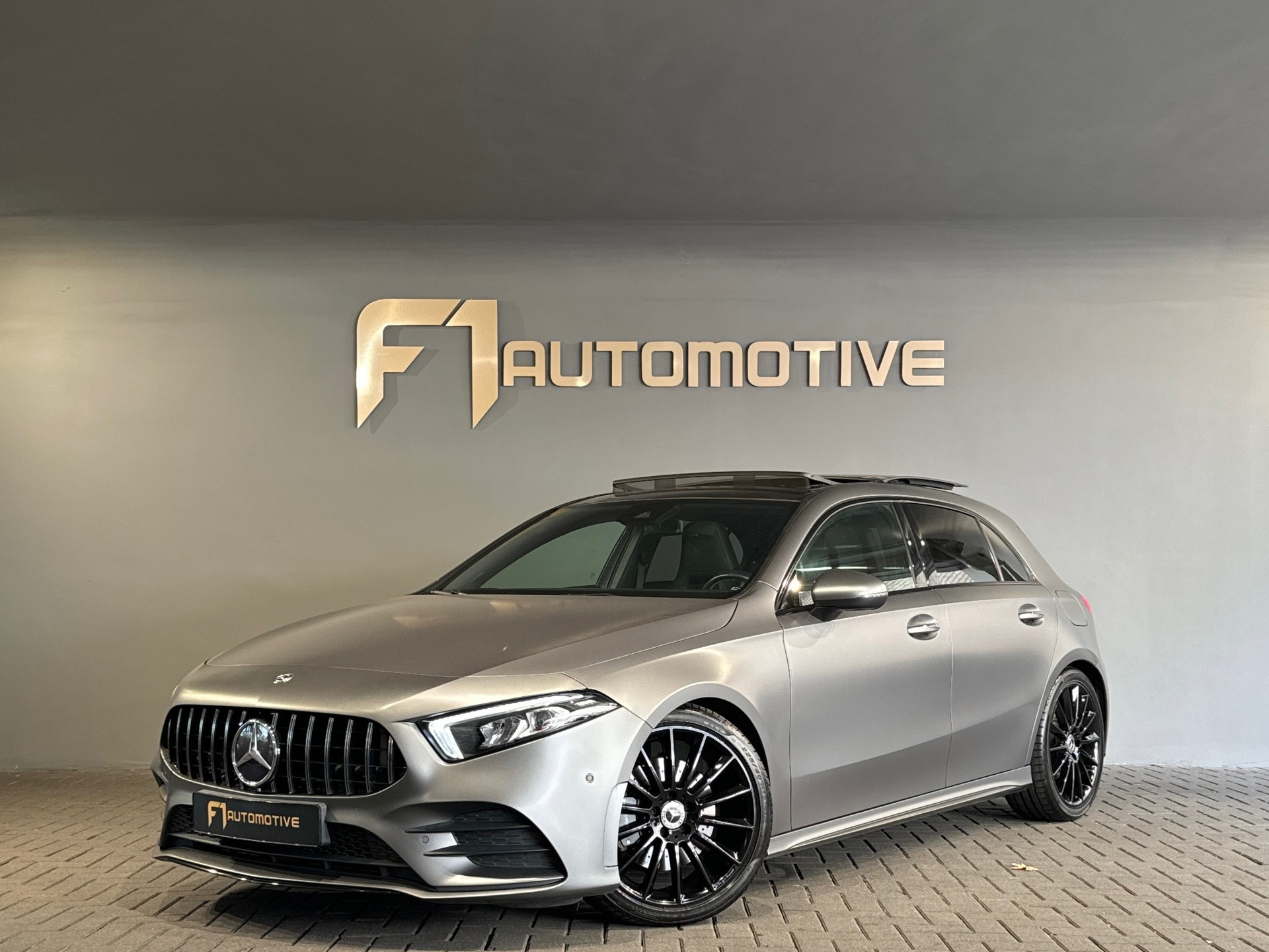 Mercedes-Benz A-Klasse 220 AMG Pano|Keyl|Sfeer|Magno|NL Auto 46025047-0.jpg | F1 Automotive