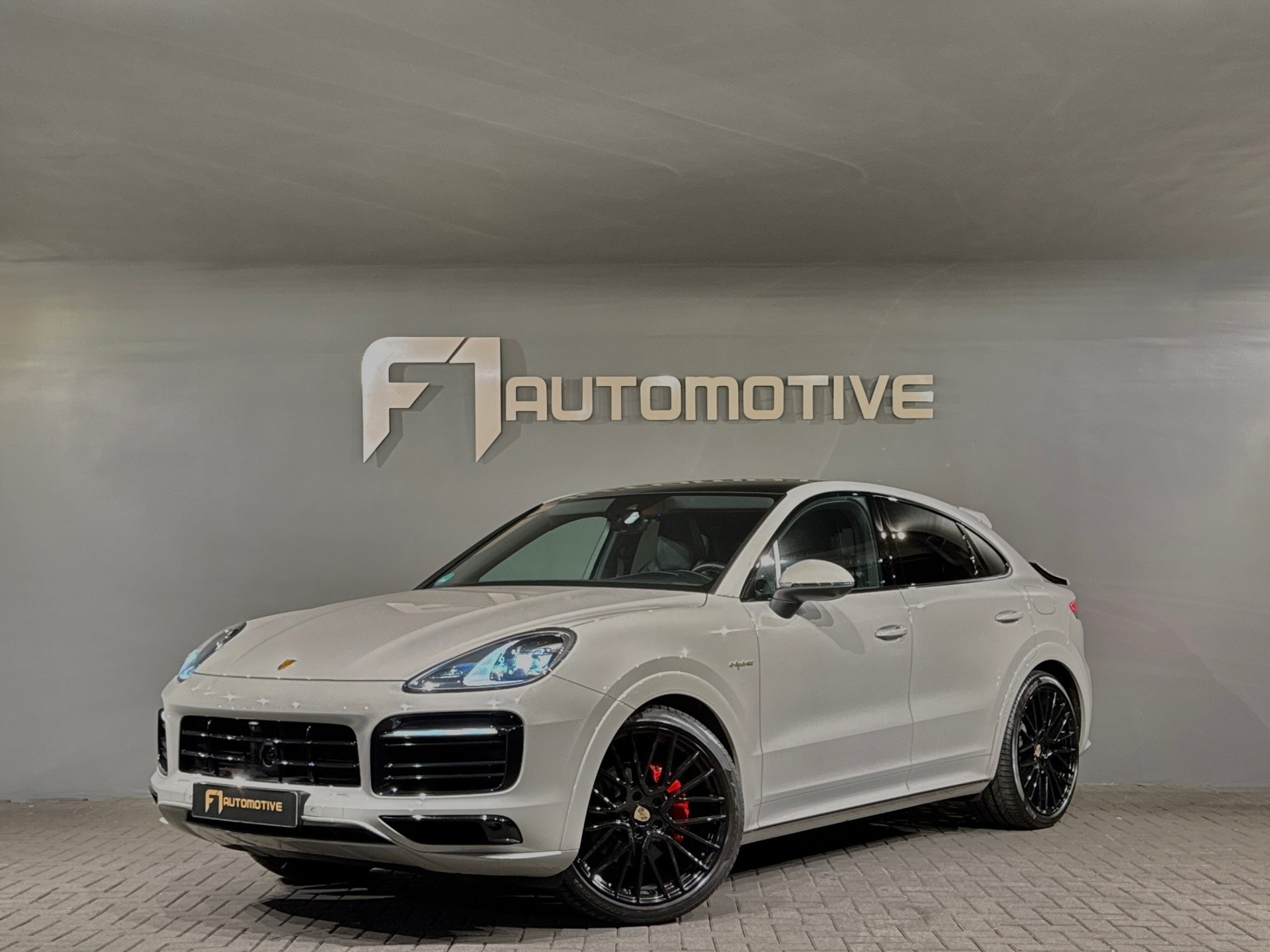 Porsche Cayenne Coupé 3.0 E-Hybrid Pano|Sportdesign|HuD|BOSE 46207765-0.jpg | F1 Automotive