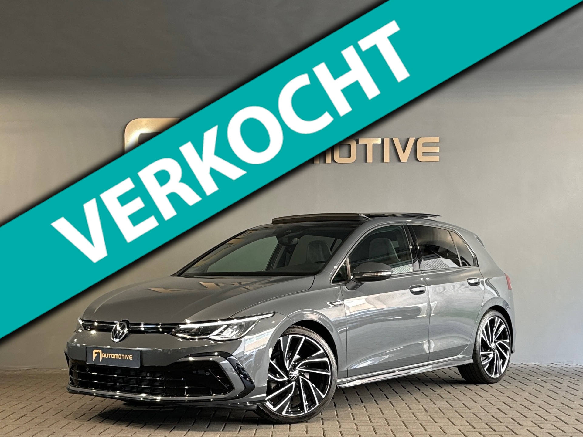 Volkswagen Golf 1.5 eTSI R-Line Pano|Key|Sfeer|CarPlay|ACC 46314630-0.jpg | F1 Automotive