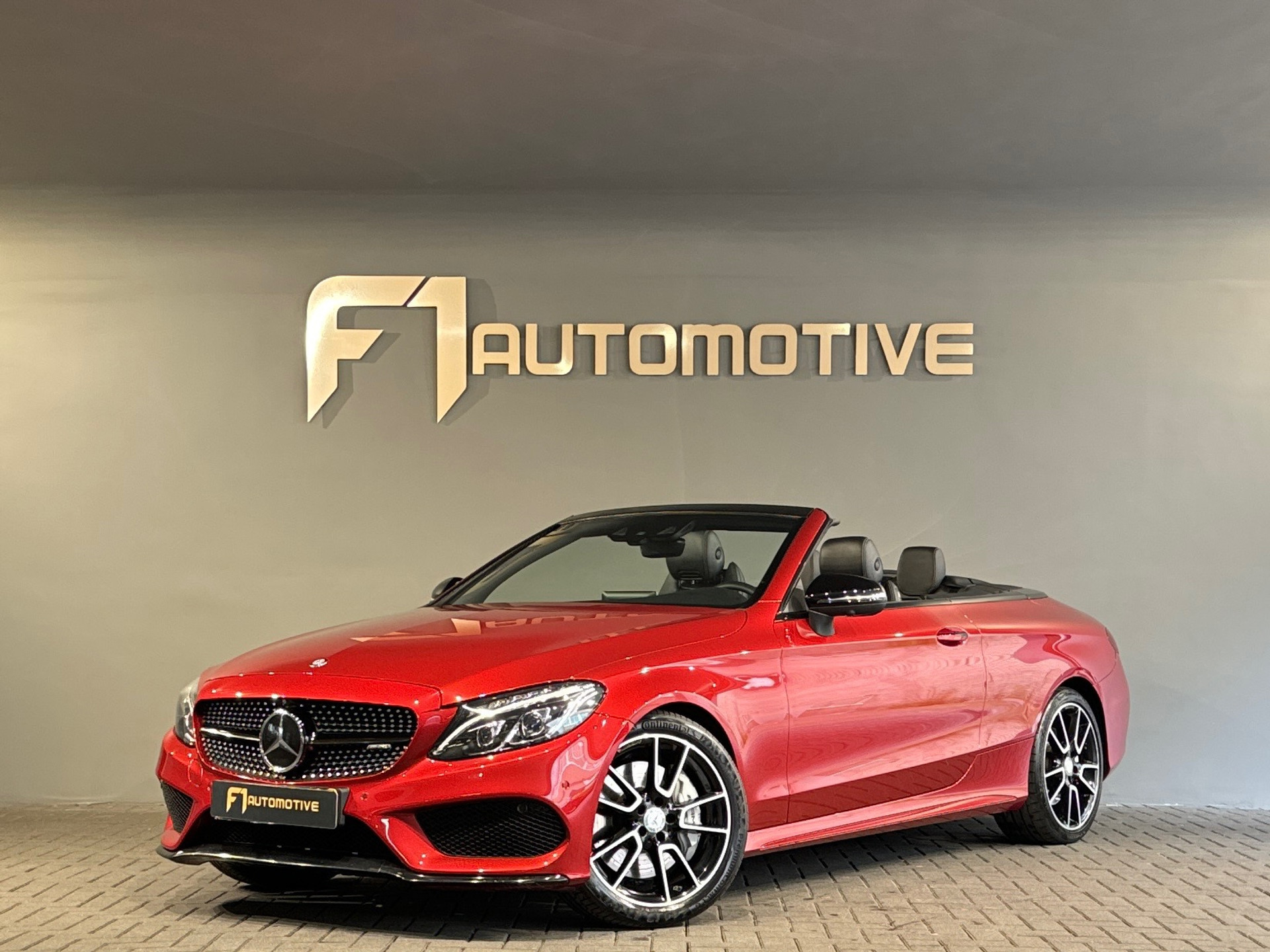 Mercedes-Benz C-Klasse Cabrio AMG 43 4MATIC 360 Camera|Leder 46654362-0.jpg | F1 Automotive