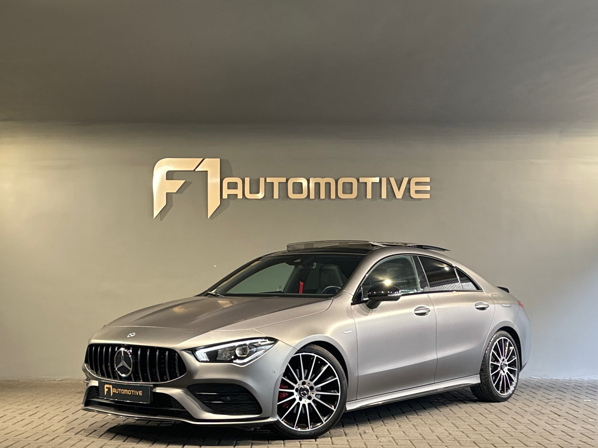 Mercedes-Benz CLA 180 AMG Pano|Magno|Sfeer|CarPlay 46659099-0.jpg | F1 Automotive