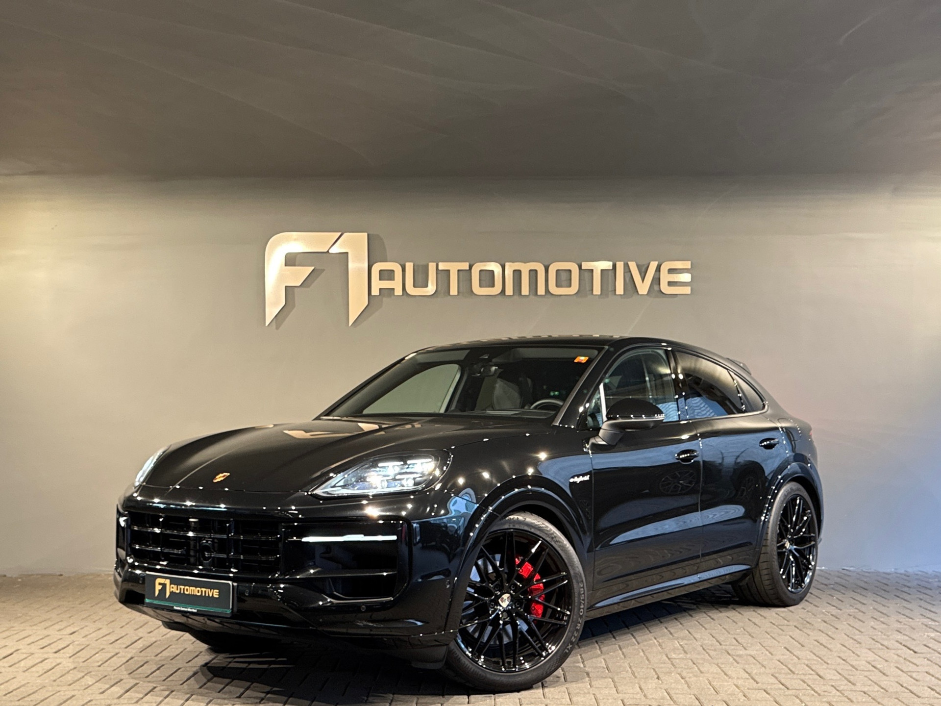 Porsche Cayenne Coupé 3.0 E-Hybrid Pano|HuD|Sportdesign|BOSE 46700937-0.jpg | F1 Automotive