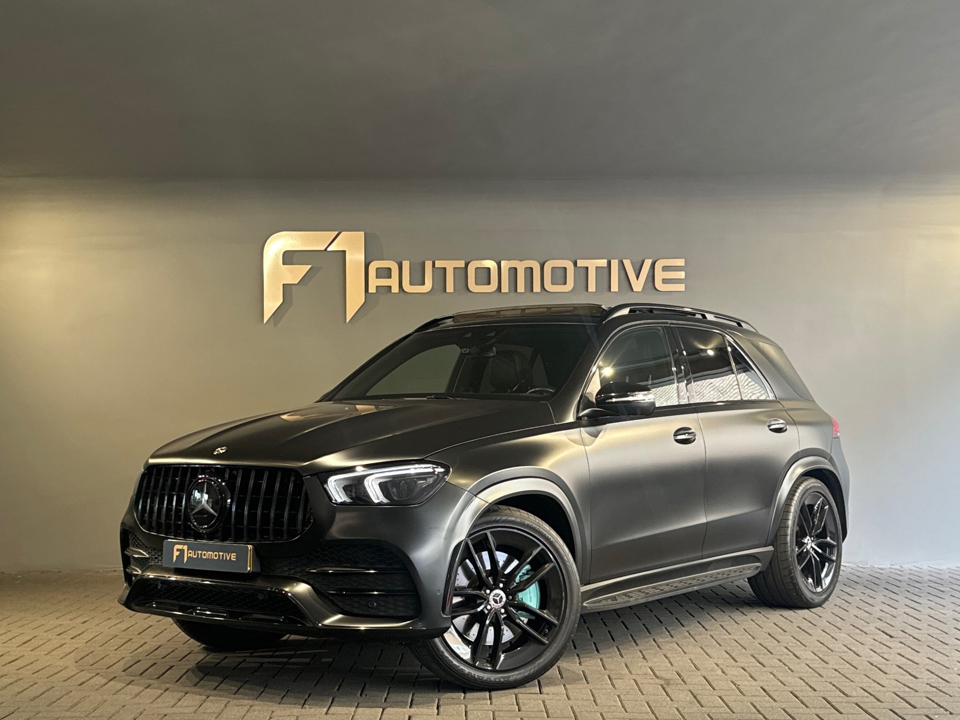 Mercedes-Benz GLE 450 AMG 4M 7p Pano|HuD|Burme|Memory 46855146-0.jpg | F1 Automotive