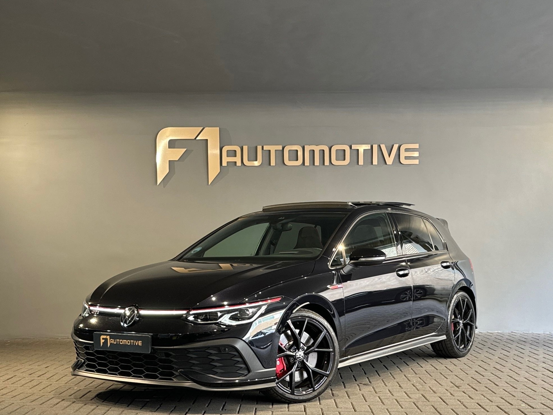 Volkswagen Golf 2.0 TSI GTI Clubsport Pano|HuD|IQ|Key|Special 46885341-0.jpg | F1 Automotive