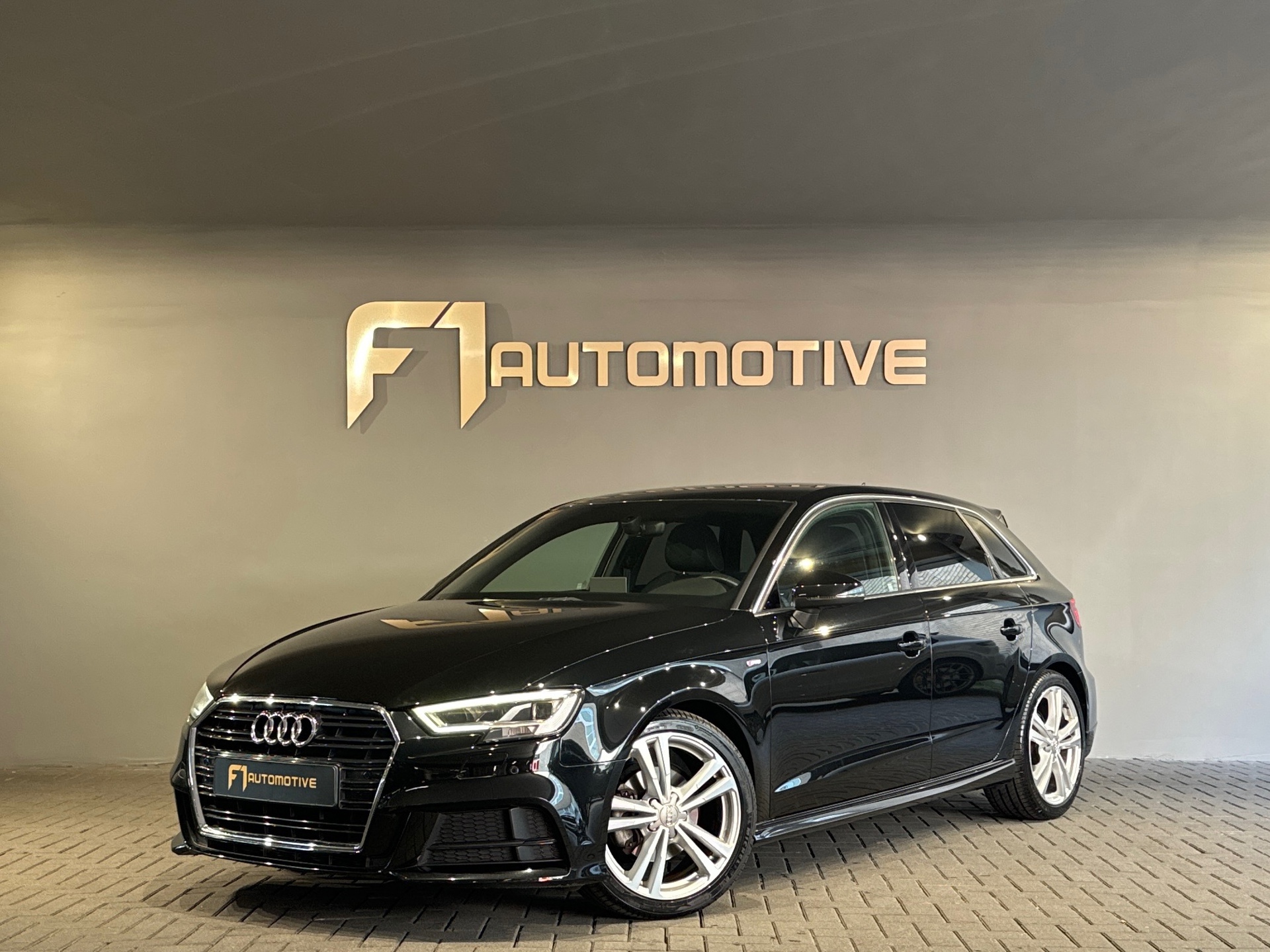 Audi A3 Sportback 35 TFSI CoD 2X S-Line Virtual|NAP|NL Auto 46961543-0.jpg | F1 Automotive