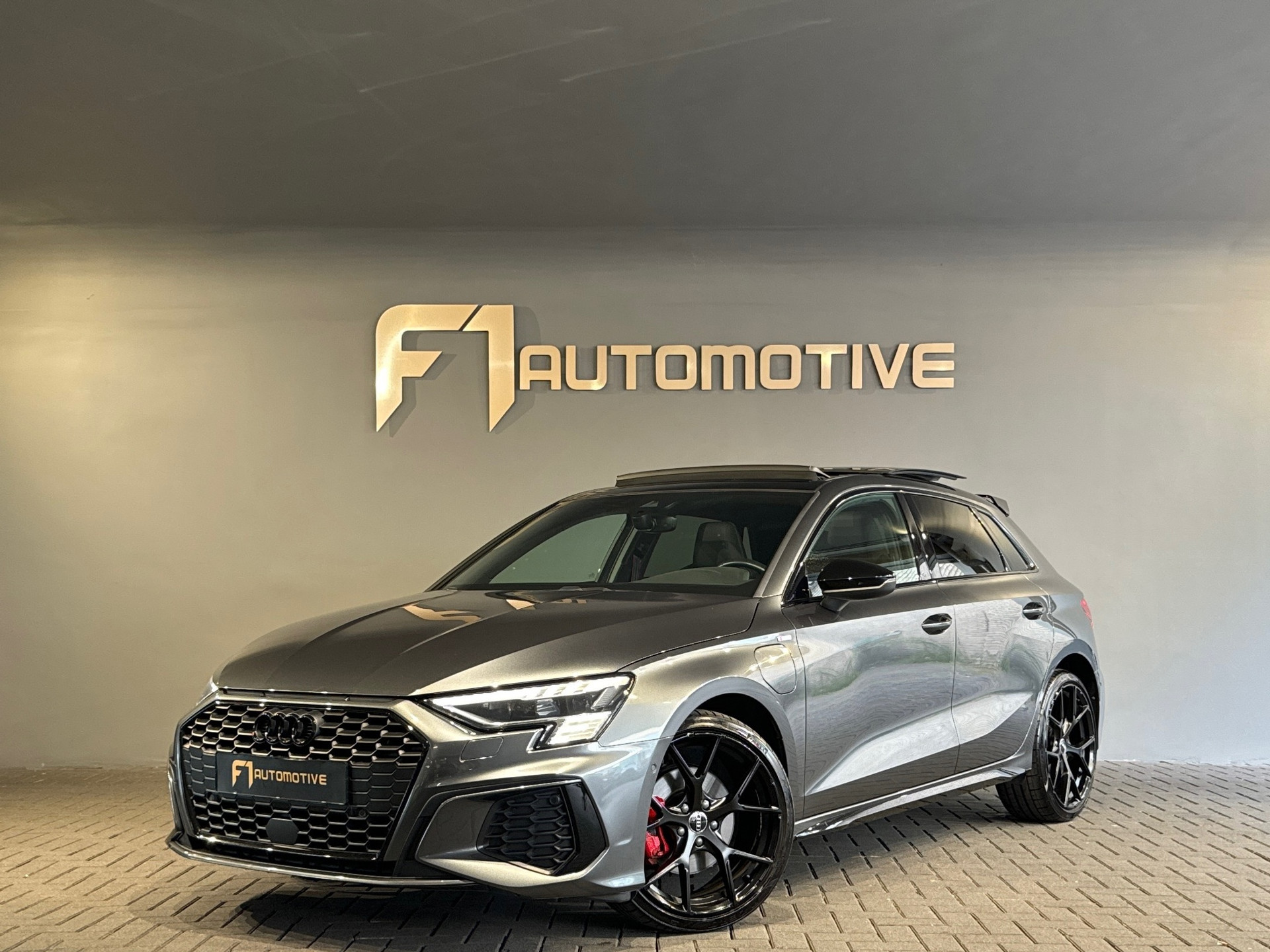 Audi A3 Sportback 40 TFSI e S Line Pano|B&O|Sfeer|RS Seats 47166658-0.jpg | F1 Automotive