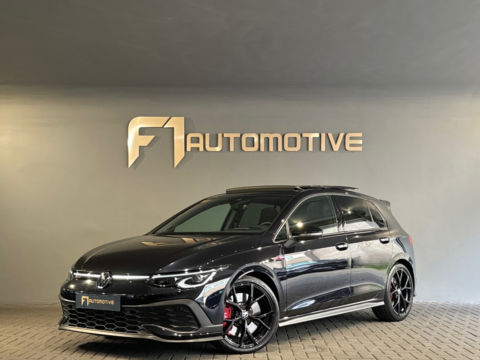 Volkswagen Golf 2.0 TSI GTI Clubsport Pano|H/K|Keyles|IQ|HuD 47452904-0.jpg | F1 Automotive