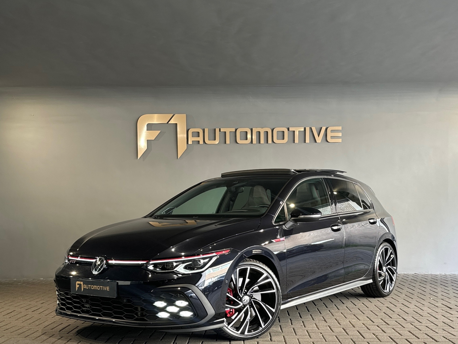 Volkswagen Golf 2.0 TSI GTI Pano|IQ|HuD|H/K|Memory|Trekhaak 47595985-0.jpg | F1 Automotive