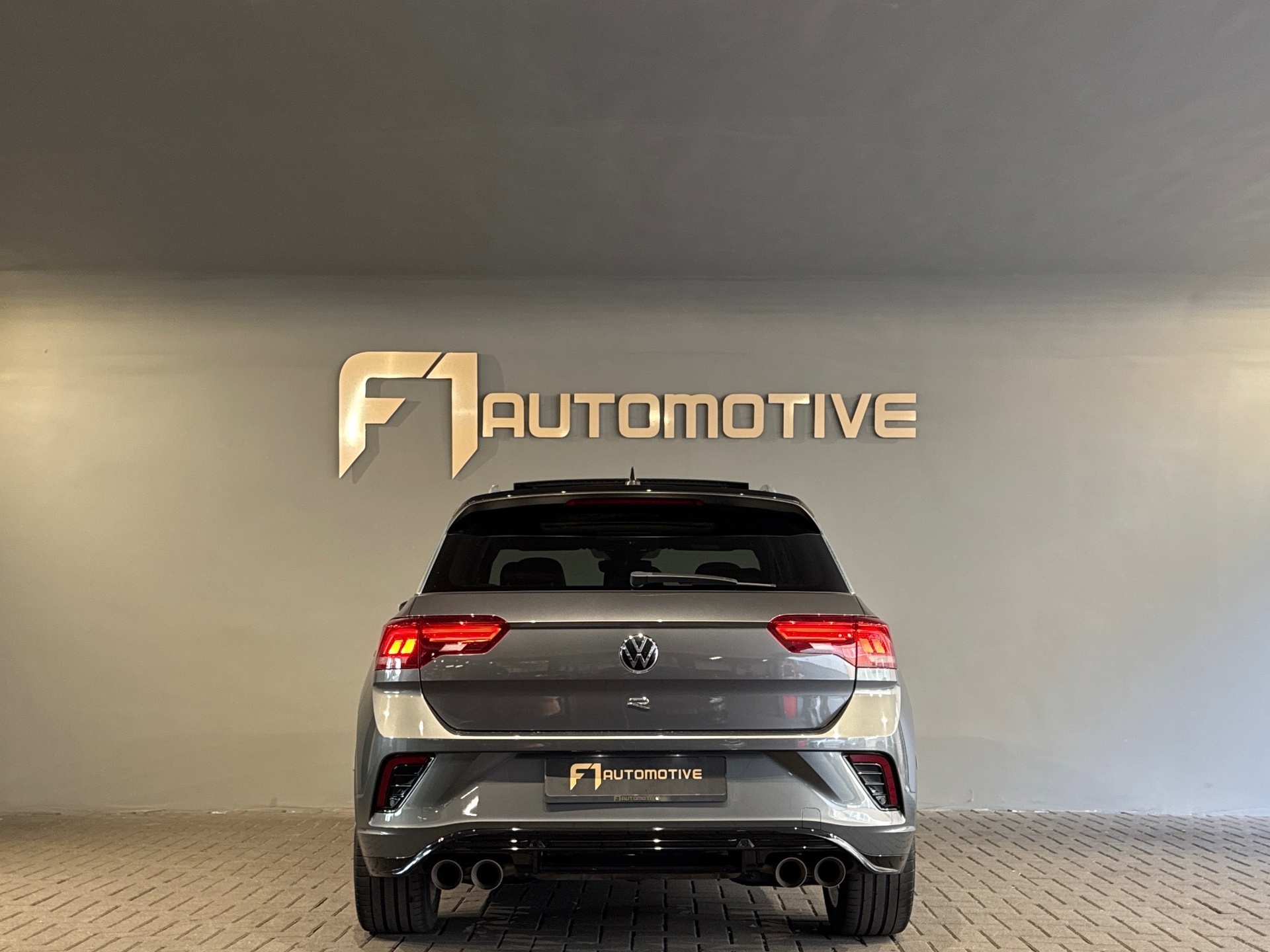Volkswagen T-Roc 2.0 TSI 4Motion R Pano|Akra|Beats|Keyless 47657435-11.jpg | F1 Automotive