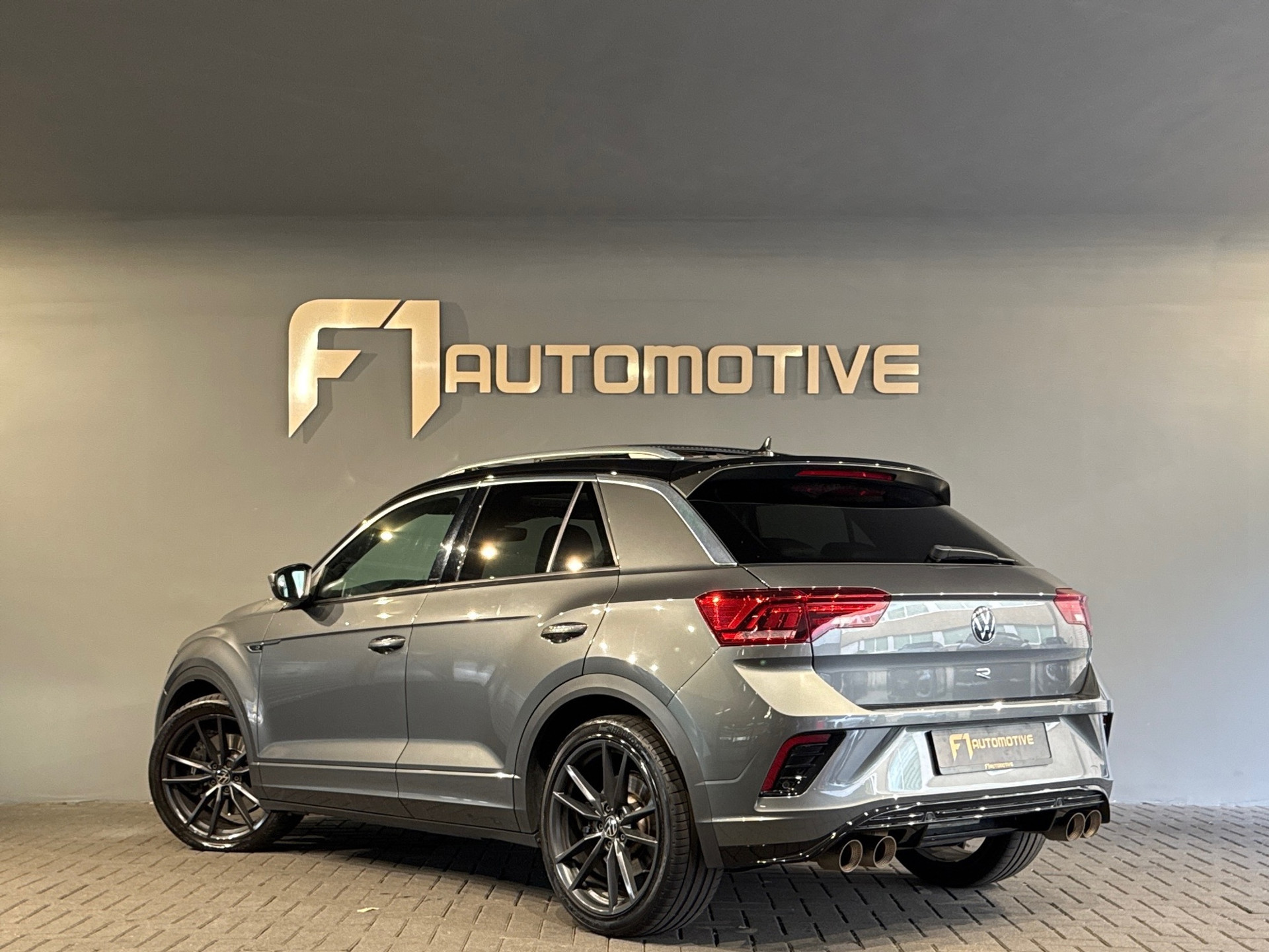 Volkswagen T-Roc 2.0 TSI 4Motion R Pano|Akra|Beats|Keyless 47657435-8.jpg | F1 Automotive