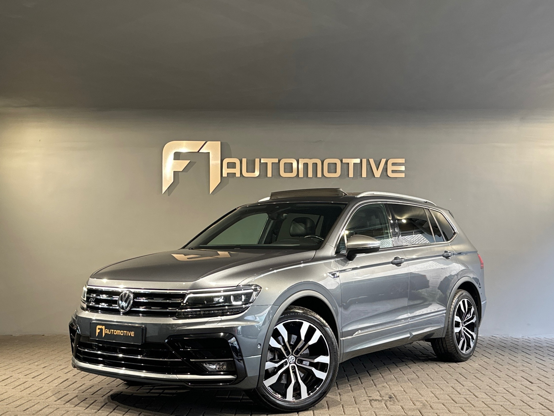 Volkswagen Tiguan Allspace 2.0 TSI 4M R Line 7p Pano|Key|VOL 48112745-0.jpg | F1 Automotive