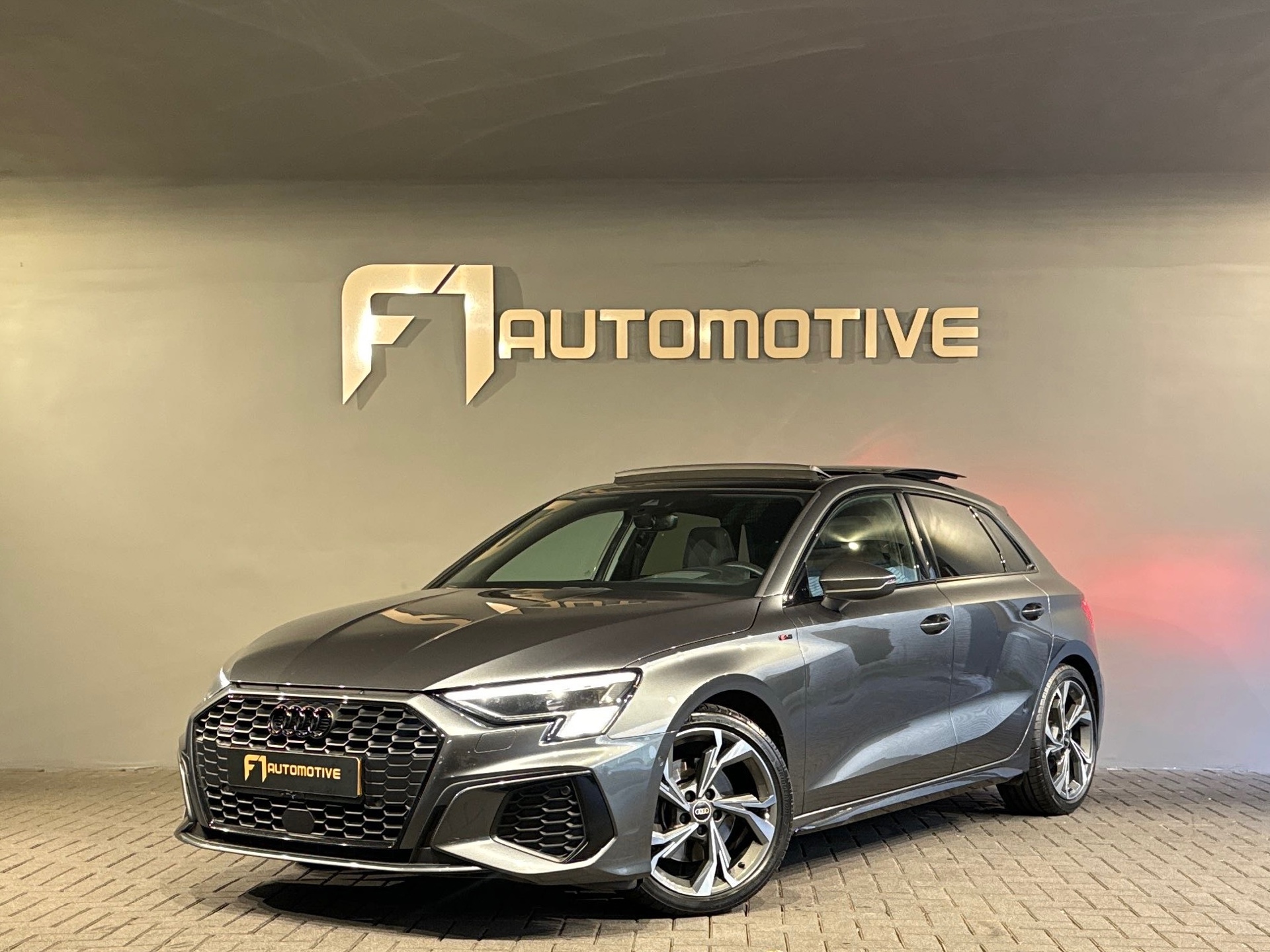 Audi A3 Sportback 40 TDI Quattro Pano|Memory|RS Seat|HuD|B&O 48661169-0.jpg | F1 Automotive