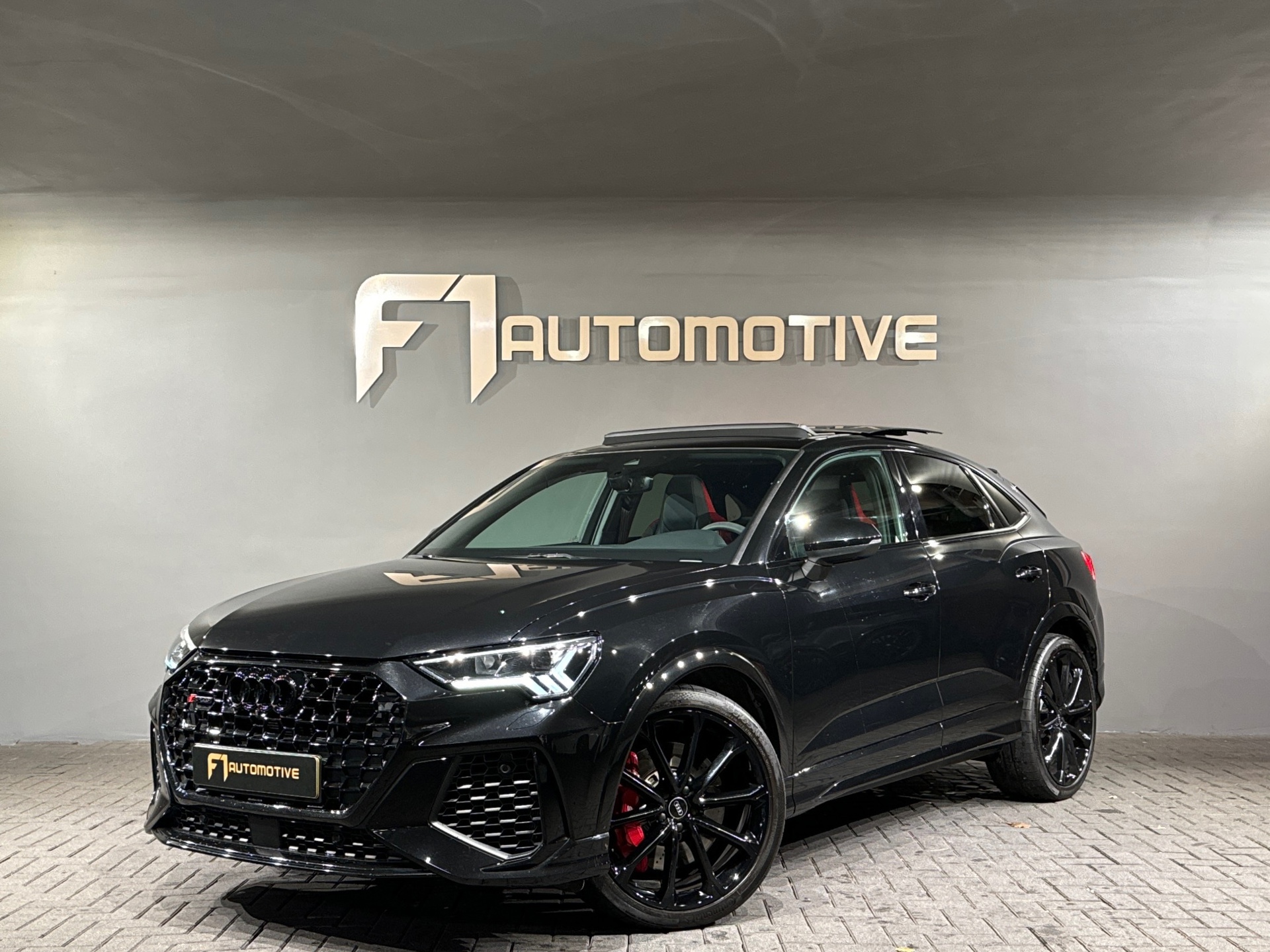 Audi RSQ3 Sportback 2.5 TFSI Pano|RS Seat|Keyles|SONOS|Carbon 48888176-0.jpg | F1 Automotive