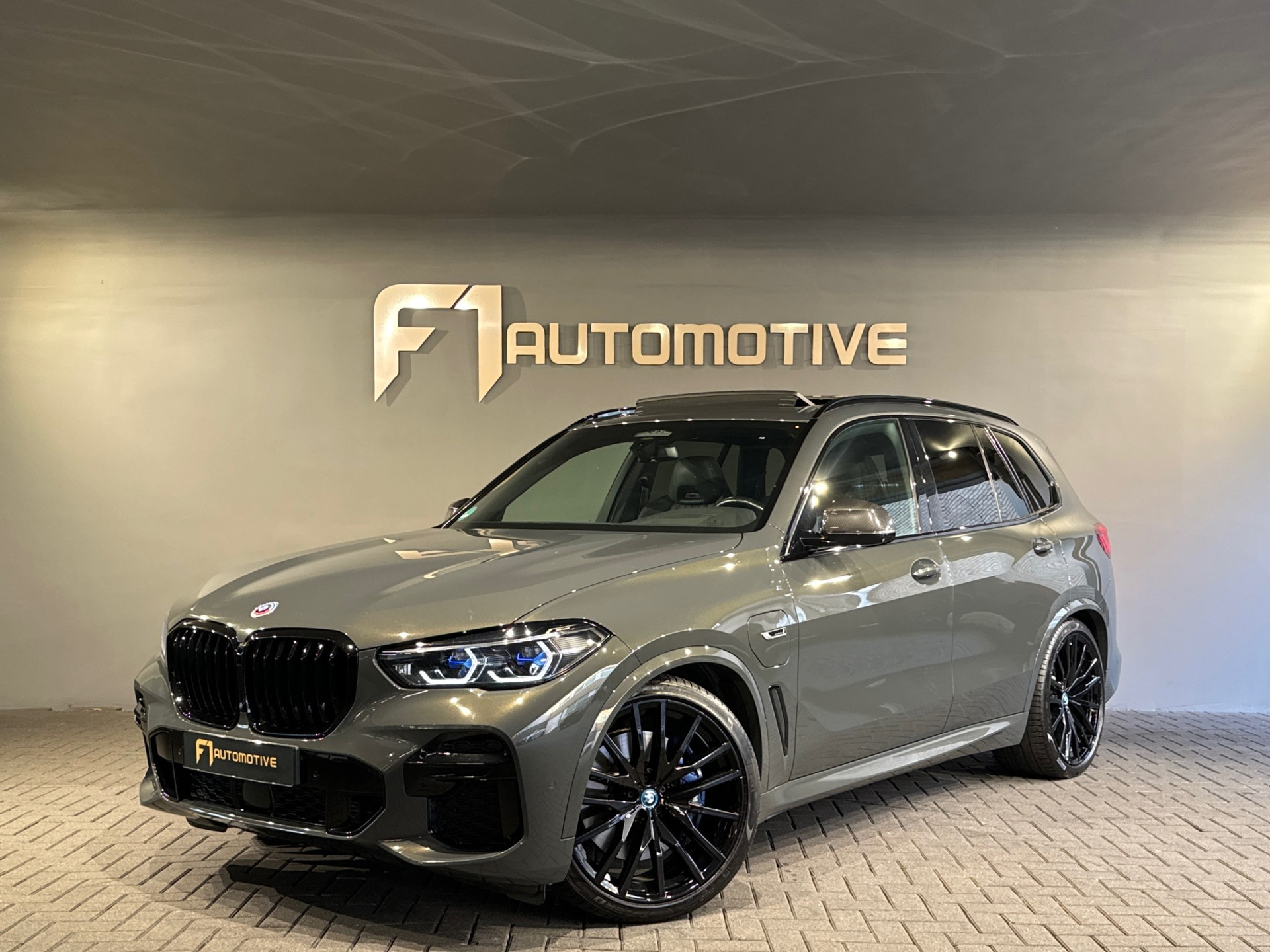 BMW X5 XDrive45e M Sport Pano|M Seat|H/K|Laser|Carbon|Massage 49251467-0.jpg | F1 Automotive