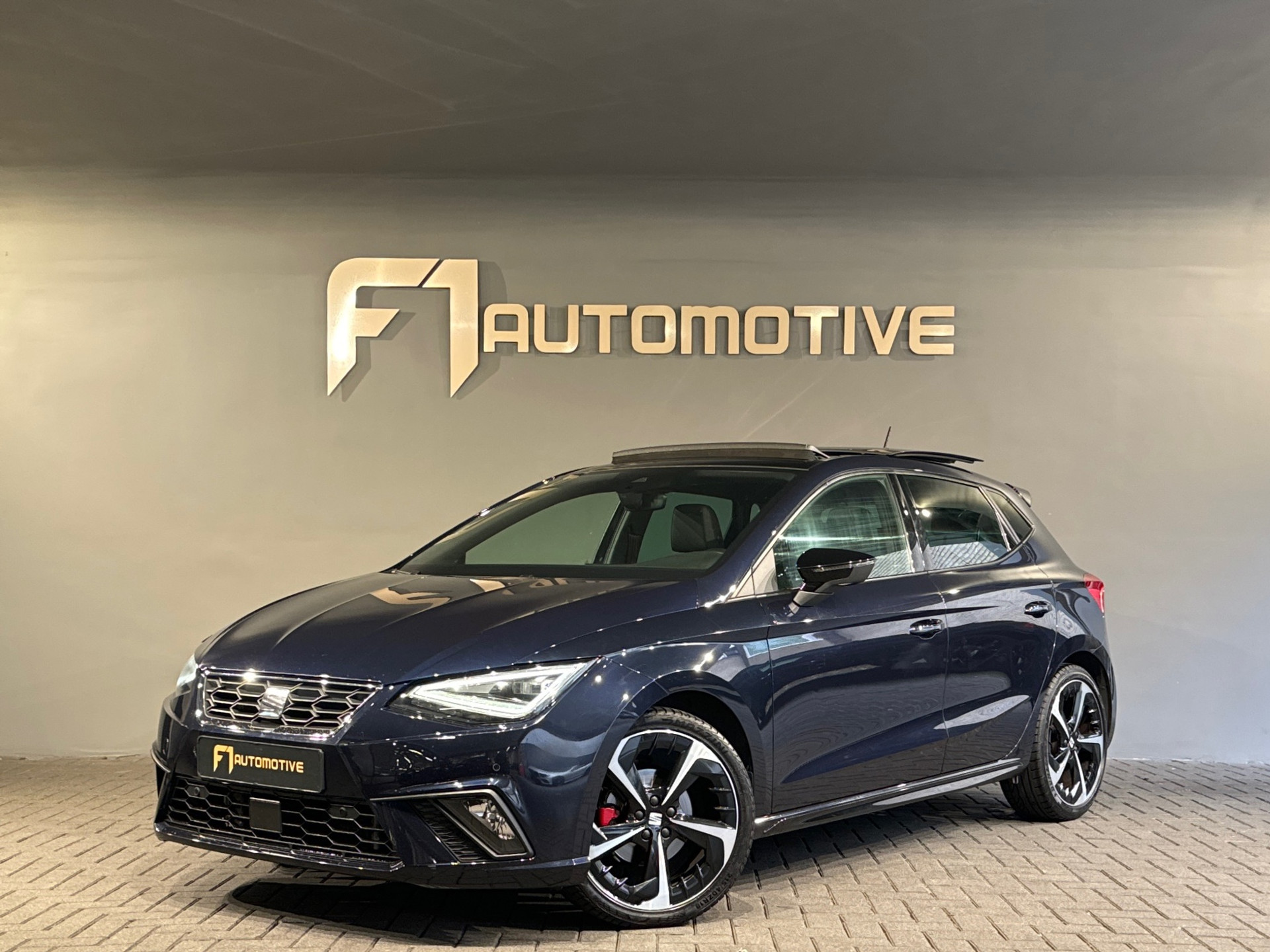 SEAT Ibiza 1.5 TSI FR Business Intense+ Pano|Beats|Keyless 49254666-0.jpg | F1 Automotive