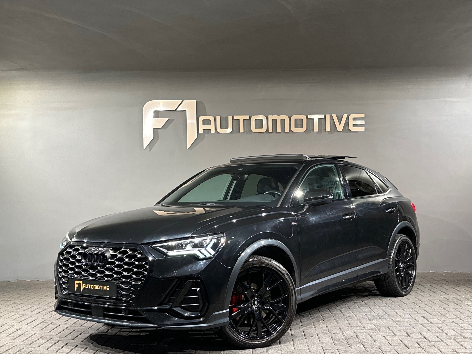 Audi Q3 Sportback 45 TFSI e |Pano|Leer|Sfeer|S-Line|Keyl|VOL 49308143-0.jpg | F1 Automotive