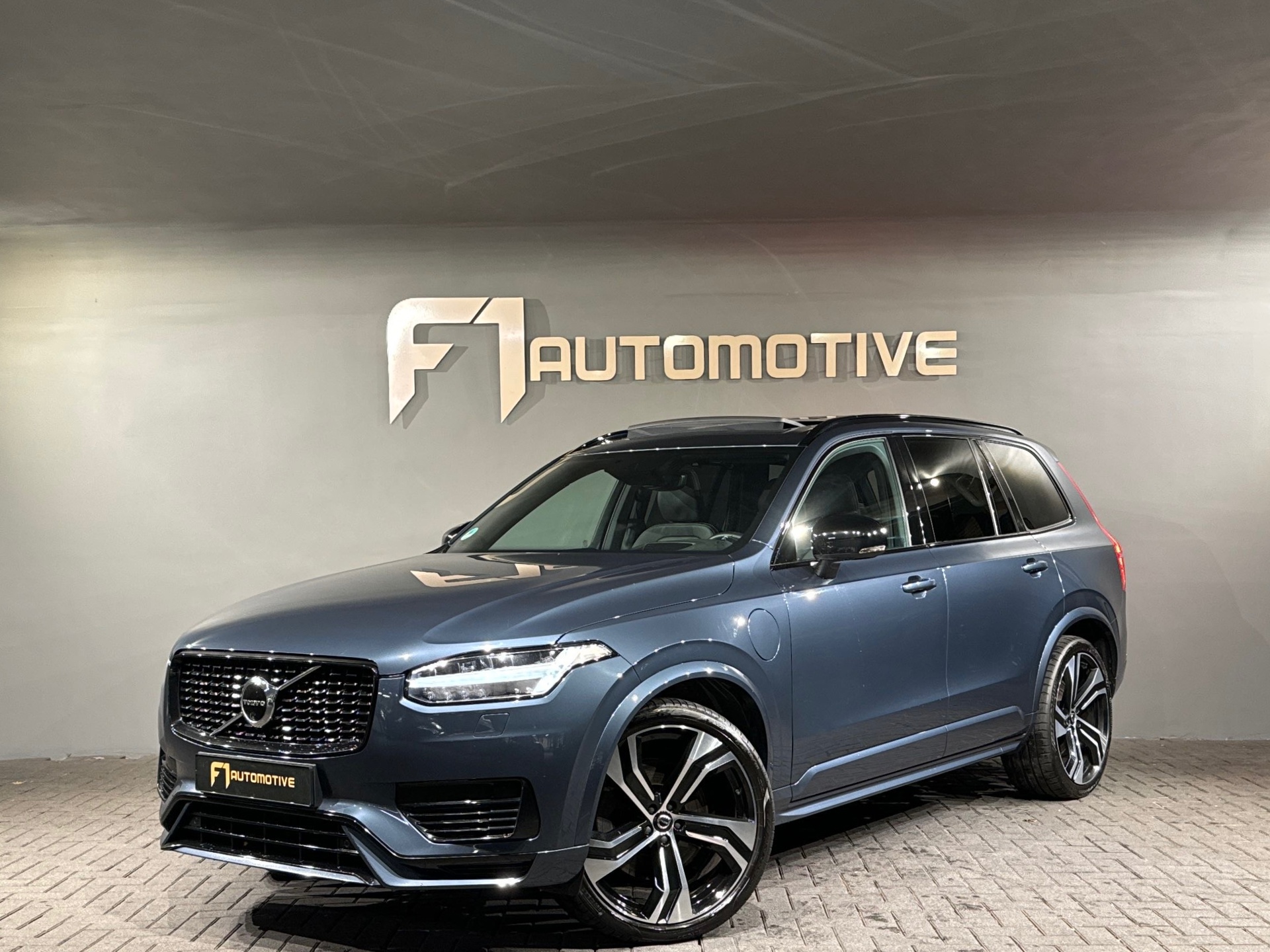 Volvo XC90 2.0 T8 Recharge AWD Ultimate Bright Pano|H/K|7Persooms 49326170-0.jpg | F1 Automotive