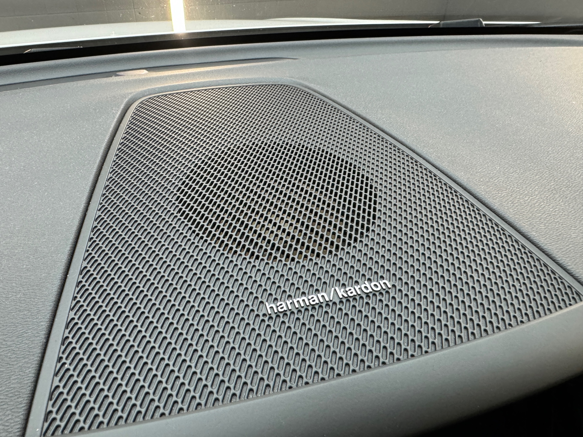 Volvo XC60 2.0 Recharge T6 AWD Inscription Pano|H/K|Keyless 49326303-13.jpg | F1 Automotive