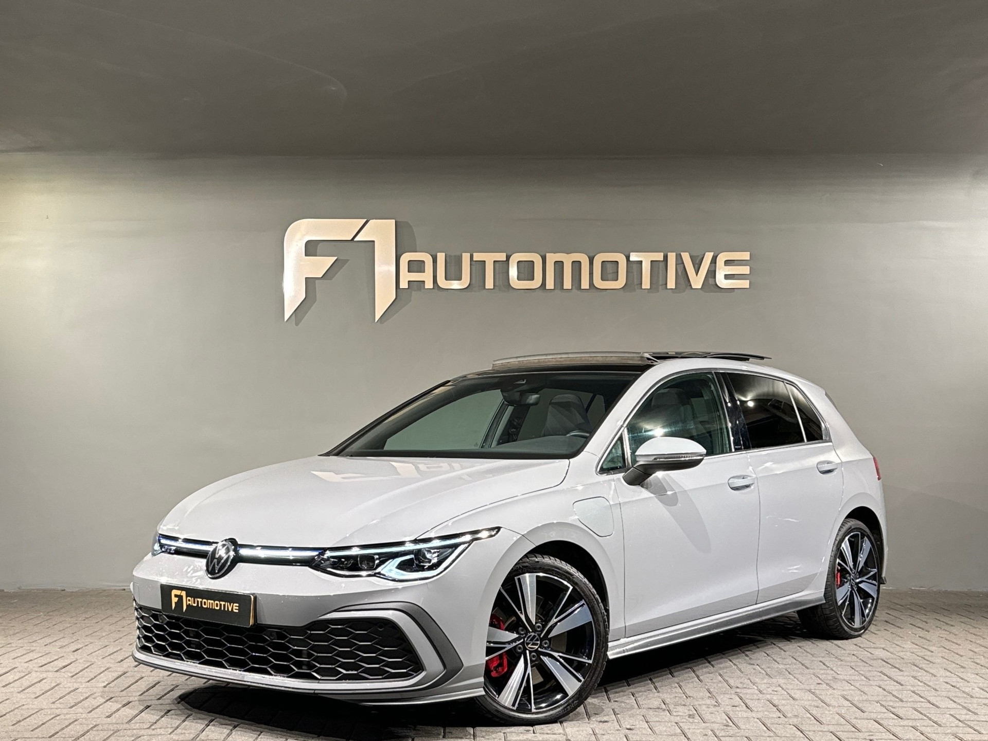 Volkswagen Golf 1.4 eHybrid GTE Pano|Sfeer|ACC|Lane Assist 49484008-0.jpg | F1 Automotive