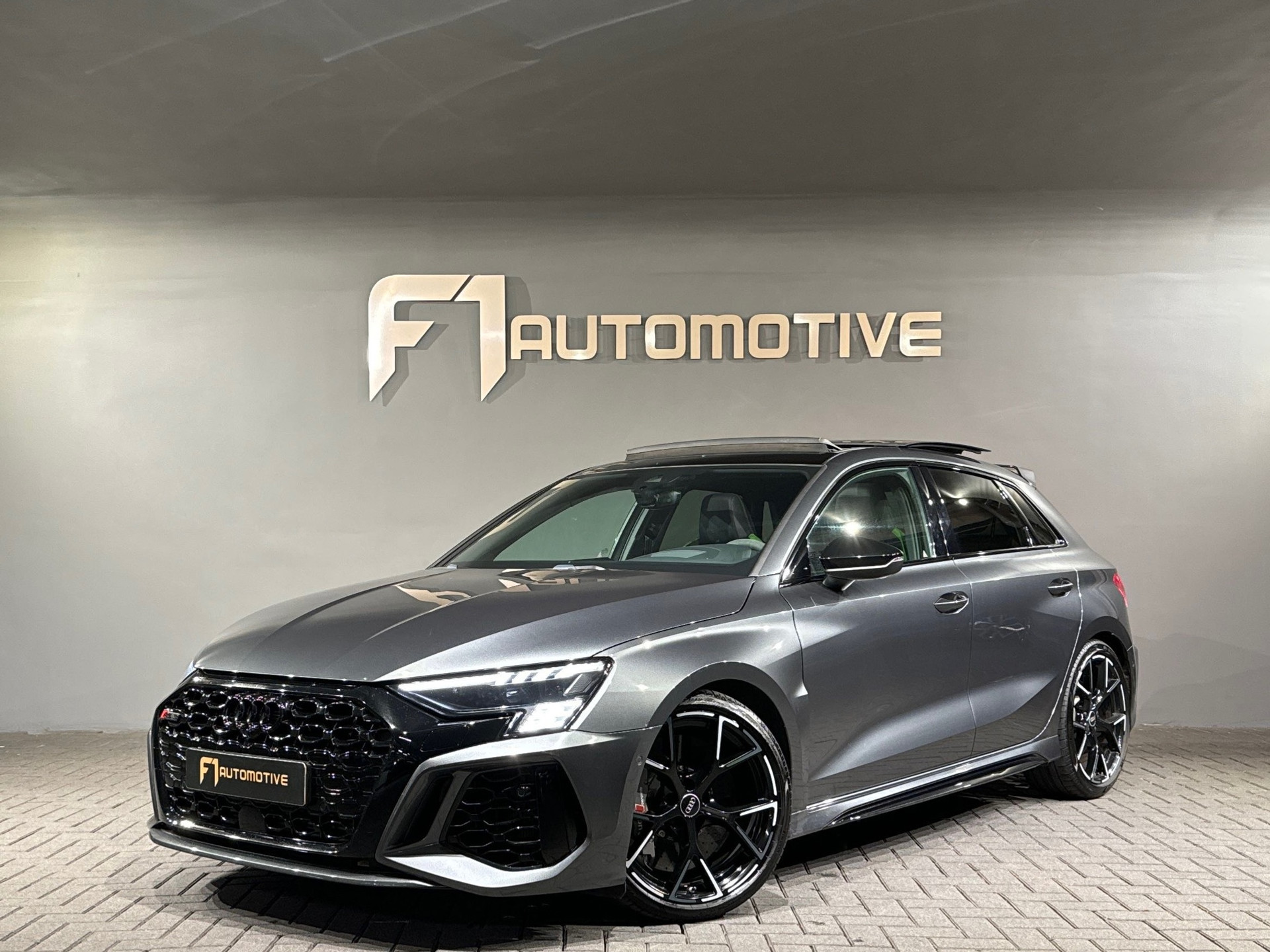 Audi RS3 Sportback 2.5 TFSI Quattro Pano|Ceramic|HuD|B&O|VOL 49484529-0.jpg | F1 Automotive