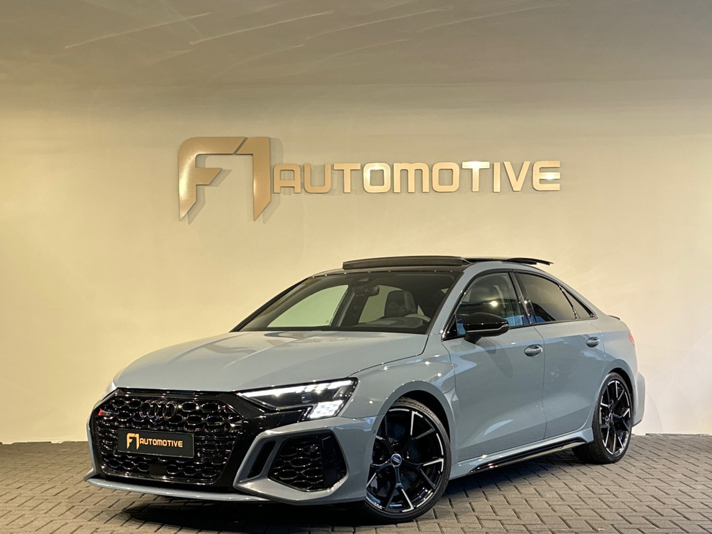 Audi RS3 Limousine 2.5 TFSI quattro Pano|Ceramic|HuD|B&O|Key 49517046-0.jpg | F1 Automotive