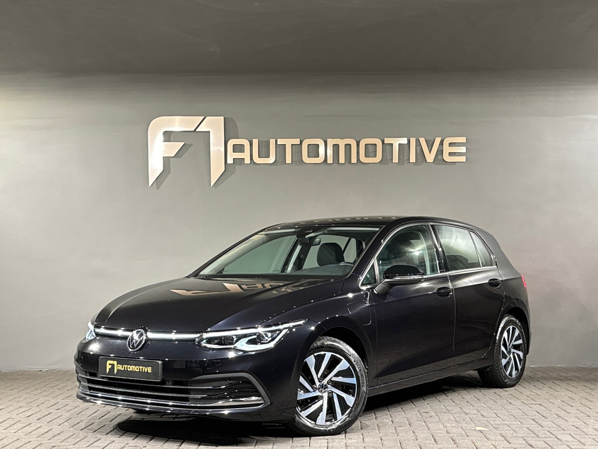 Volkswagen Golf 1.4 eHybrid Style IQ|Memory|Massage|Sfeer 49544967-0.jpg | F1 Automotive