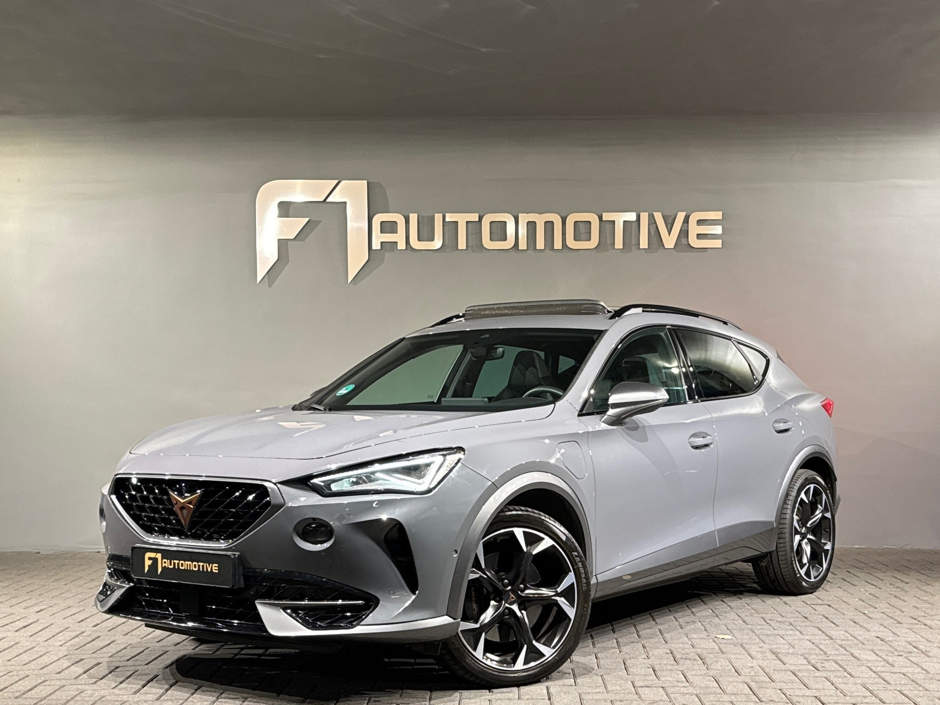 CUPRA Formentor 1.4 e-Hybrid VZ Copper Pano|Key|Leer|360camera 49545197-0.jpg | F1 Automotive