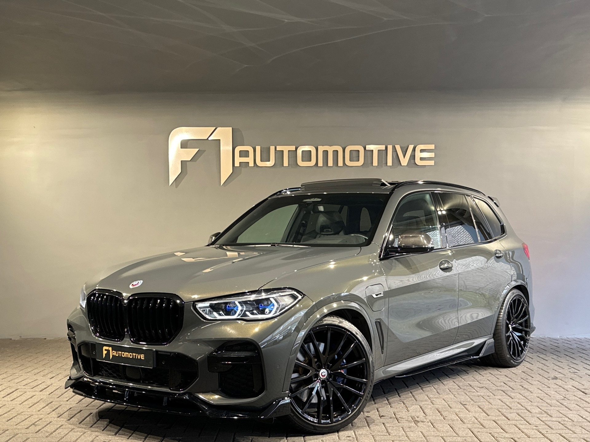 BMW X5 XDrive45e M Sport Pano|M Seat|HuD|H/K|Memory|Massage 49727182-0.jpg | F1 Automotive