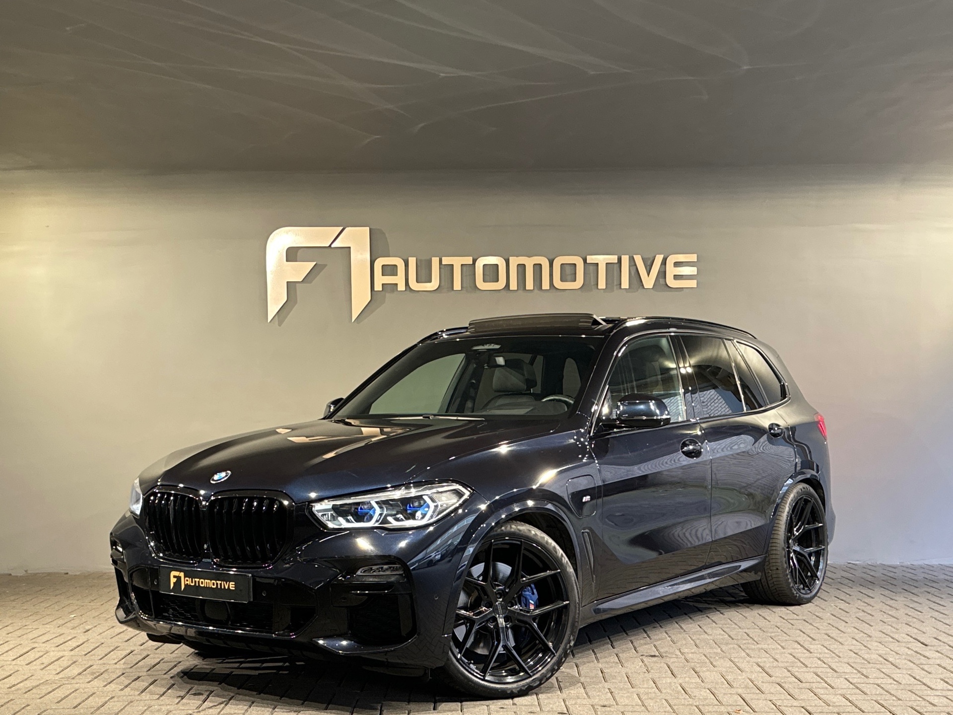 BMW X5 XDrive45e M Sport Pano|Vossen|H/K|HuD|BTW|Memory|Massage 49821326-0.jpg | F1 Automotive