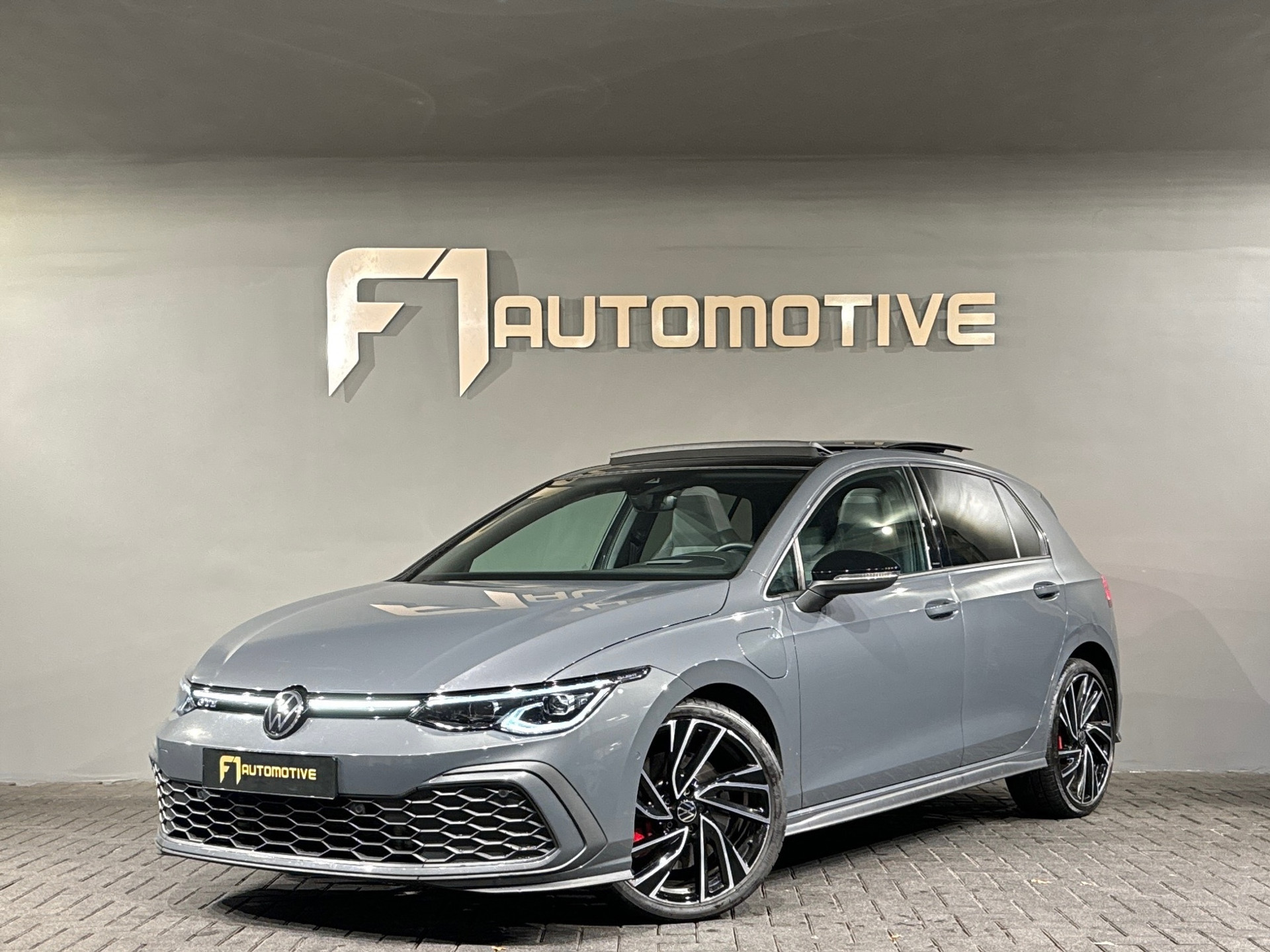 Volkswagen Golf 1.4 eHybrid GTE Pano|Keyl|IQ|Memory|HuD|Leer 49854181-0.jpg | F1 Automotive