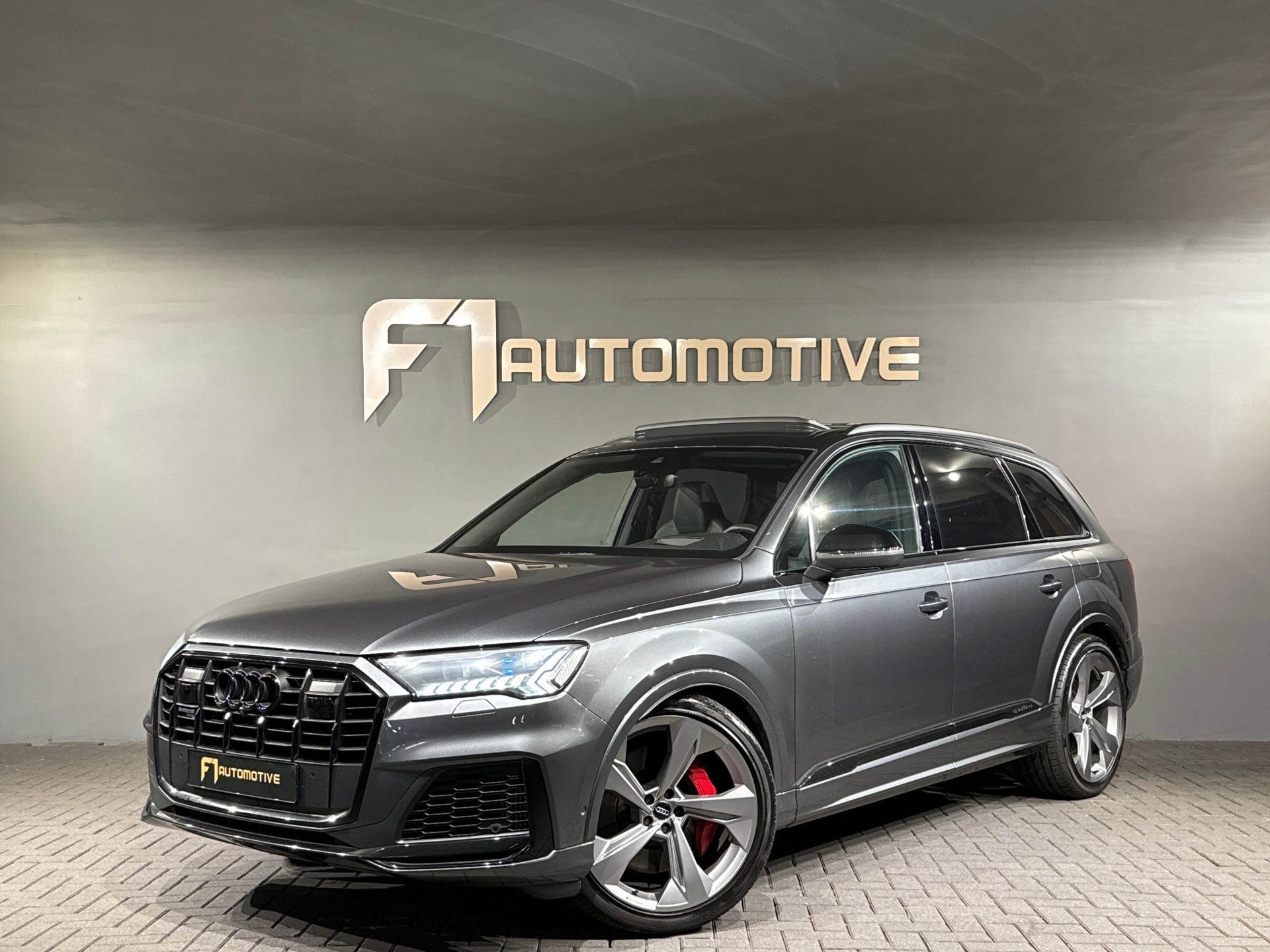 Audi Q7 60 TFSI e quattro Competition Pano|RS Seat|Massage 50026454-0.jpg | F1 Automotive