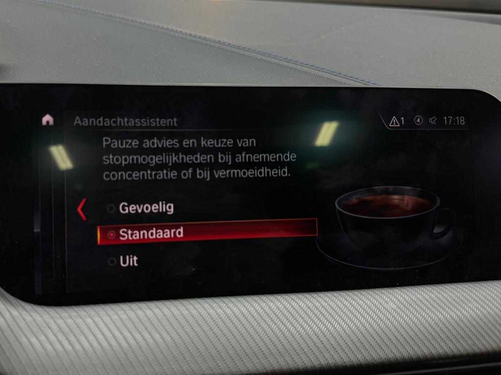 BMW 1 Serie 118i High Executive M Sport Pano|M Seat|Sfeer 50173132-26.jpg | F1 Automotive