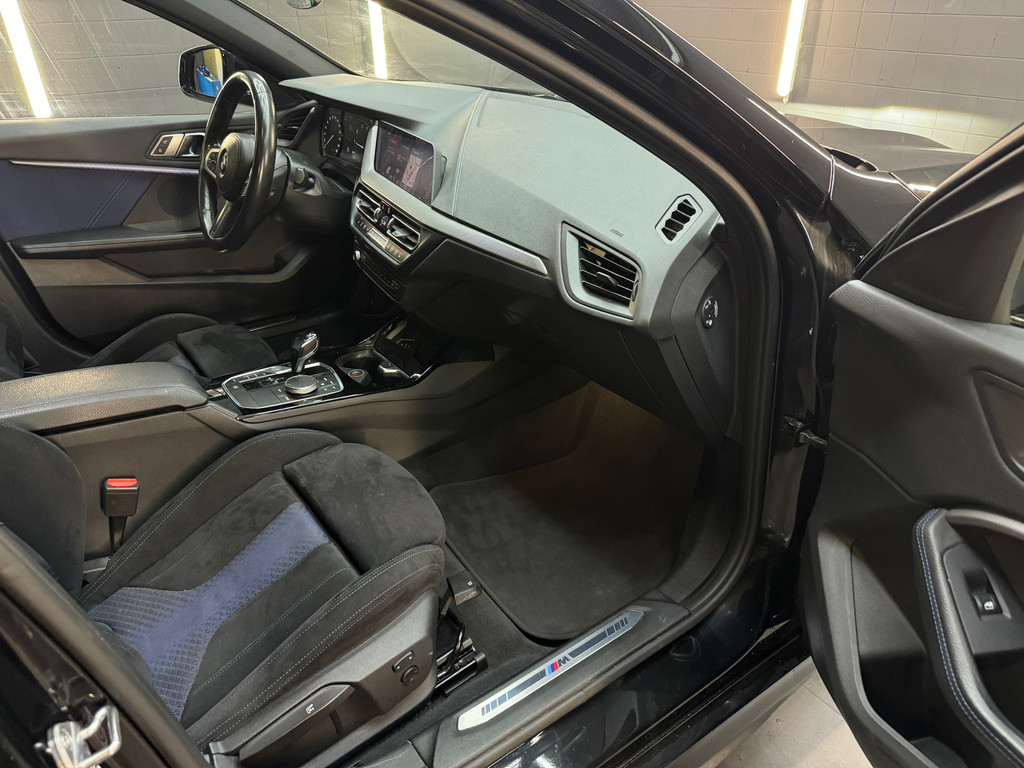 BMW 1 Serie 118i High Executive M Sport Pano|M Seat|Sfeer 50173132-35.jpg | F1 Automotive