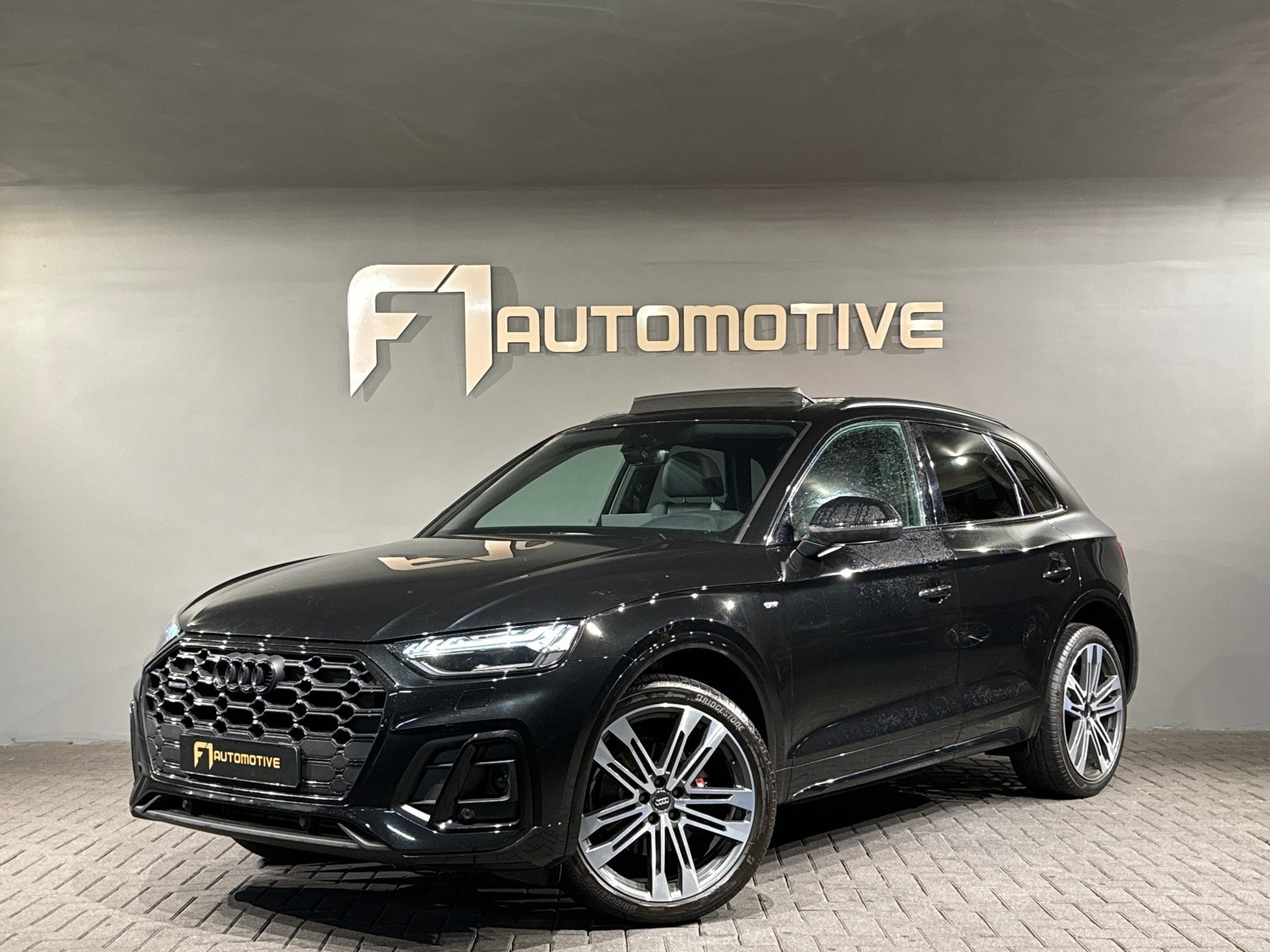 Audi Q5 40 TFSI Quattro 3x S Line Pano|Sfeer|Keyless|Camera 50303395-0.jpg | F1 Automotive