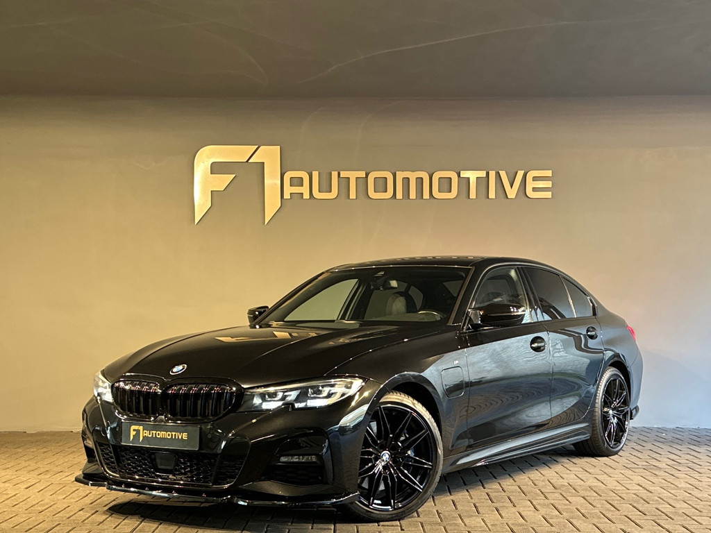 BMW 3 Serie 330e High Executive M Sport Maxton|Sfeer|Night 50566498-0.jpg | F1 Automotive