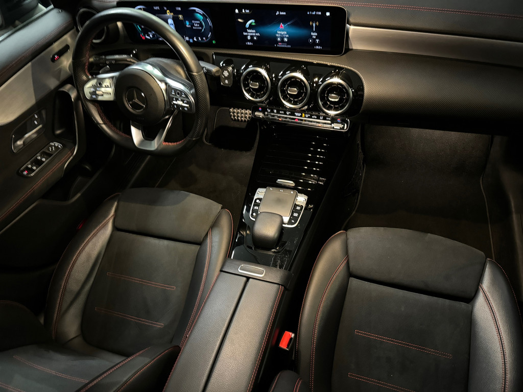 Mercedes-Benz CLA Shooting Brake 180 AMG Pano|Sfeer 51316253-29.jpg | F1 Automotive