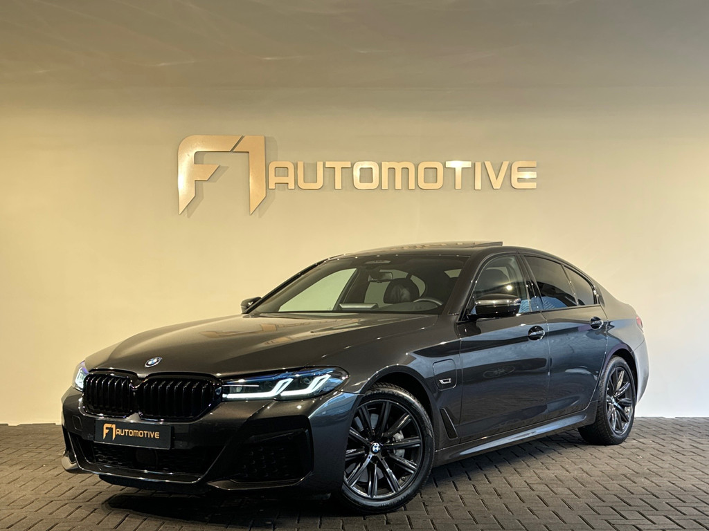 BMW 5 Serie 545e xDrive High Executive M Sport Pano|Memory 51628673-0.jpg | F1 Automotive
