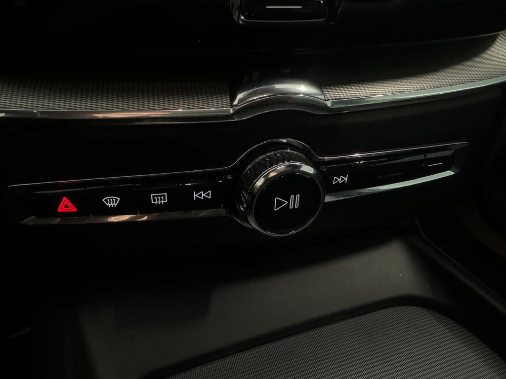 Volvo XC60 2.0 Recharge T6 AWD Inscription Pano|Memory|H/K 52078906-21.jpg | F1 Automotive