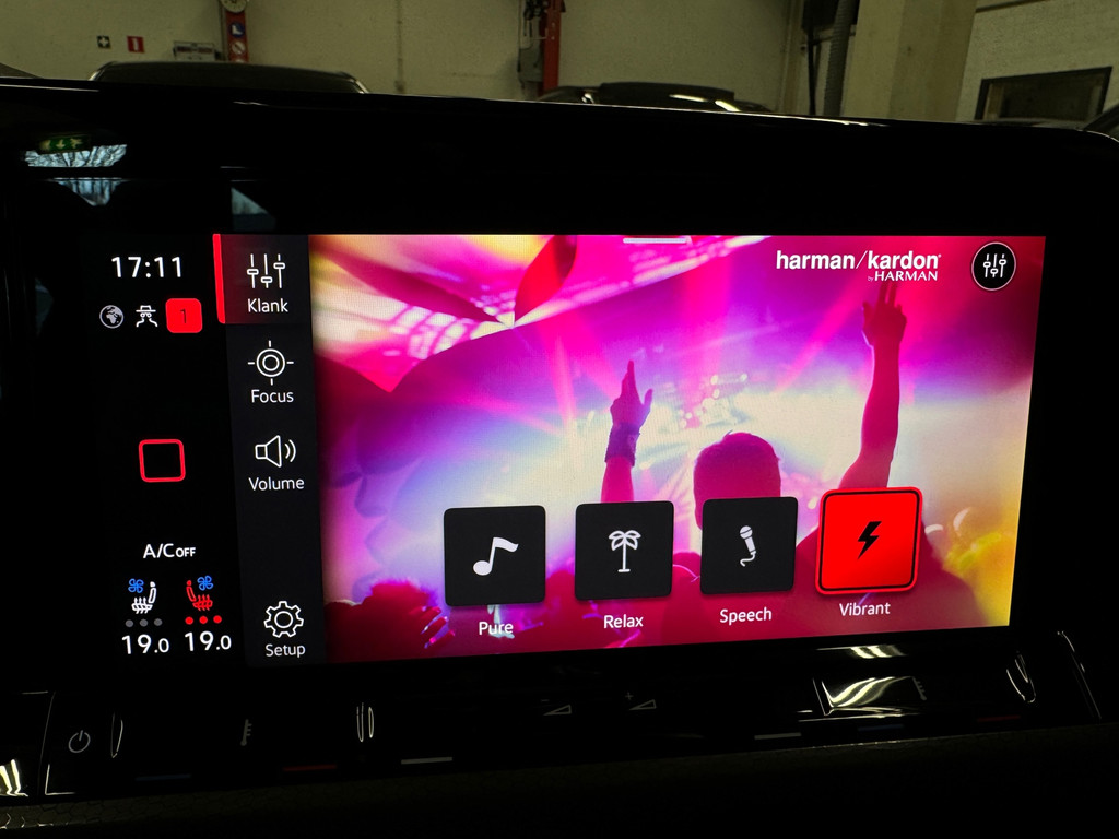 Volkswagen Golf 2.0 TSI GTI Pano|H/K|HuD|Memory|MILLTEK|VOL 52190509-33.jpg | F1 Automotive