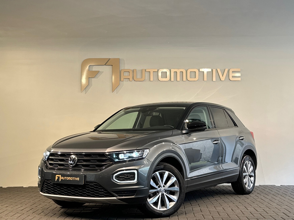 Volkswagen T-Roc 1.5 TSI Sfeer|Dodehoek|Lane Assist|Stoelverwaming 53474540-0.jpg | F1 Automotive