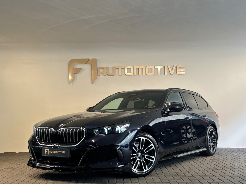 BMW 5 Serie Touring 520i M Sport Pano|HuD|H/K|Memory|Trekhaak 54850321-0.jpg | F1 Automotive