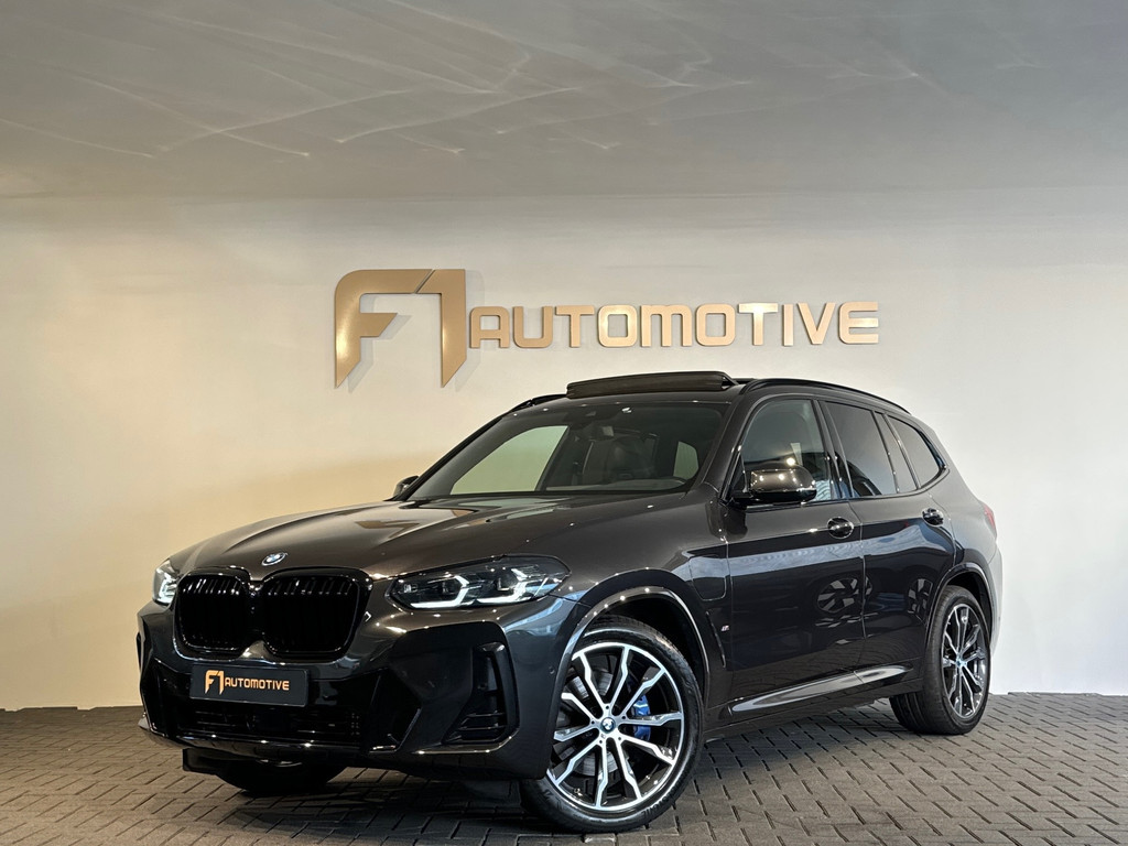 BMW X3 XDrive30e High Executive M Sport|Pano|M Seat|HuD|H/K|Memory 54875889-0.jpg | F1 Automotive
