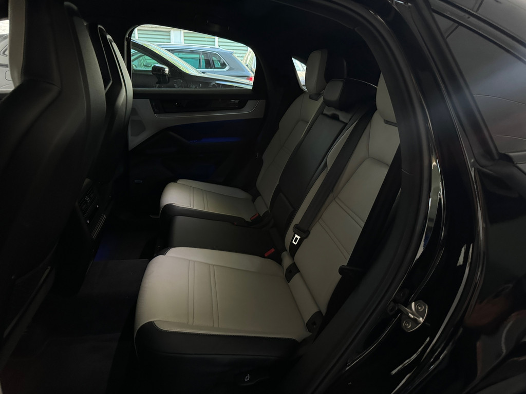 Porsche Cayenne Coupé 3.0 S E-Hybrid Pano|Sportdesign|HuD| 55064654-39.jpg | F1 Automotive