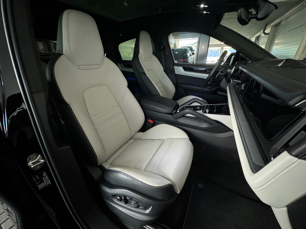 Porsche Cayenne Coupé 3.0 S E-Hybrid Pano|Sportdesign|HuD| 55064654-41.jpg | F1 Automotive